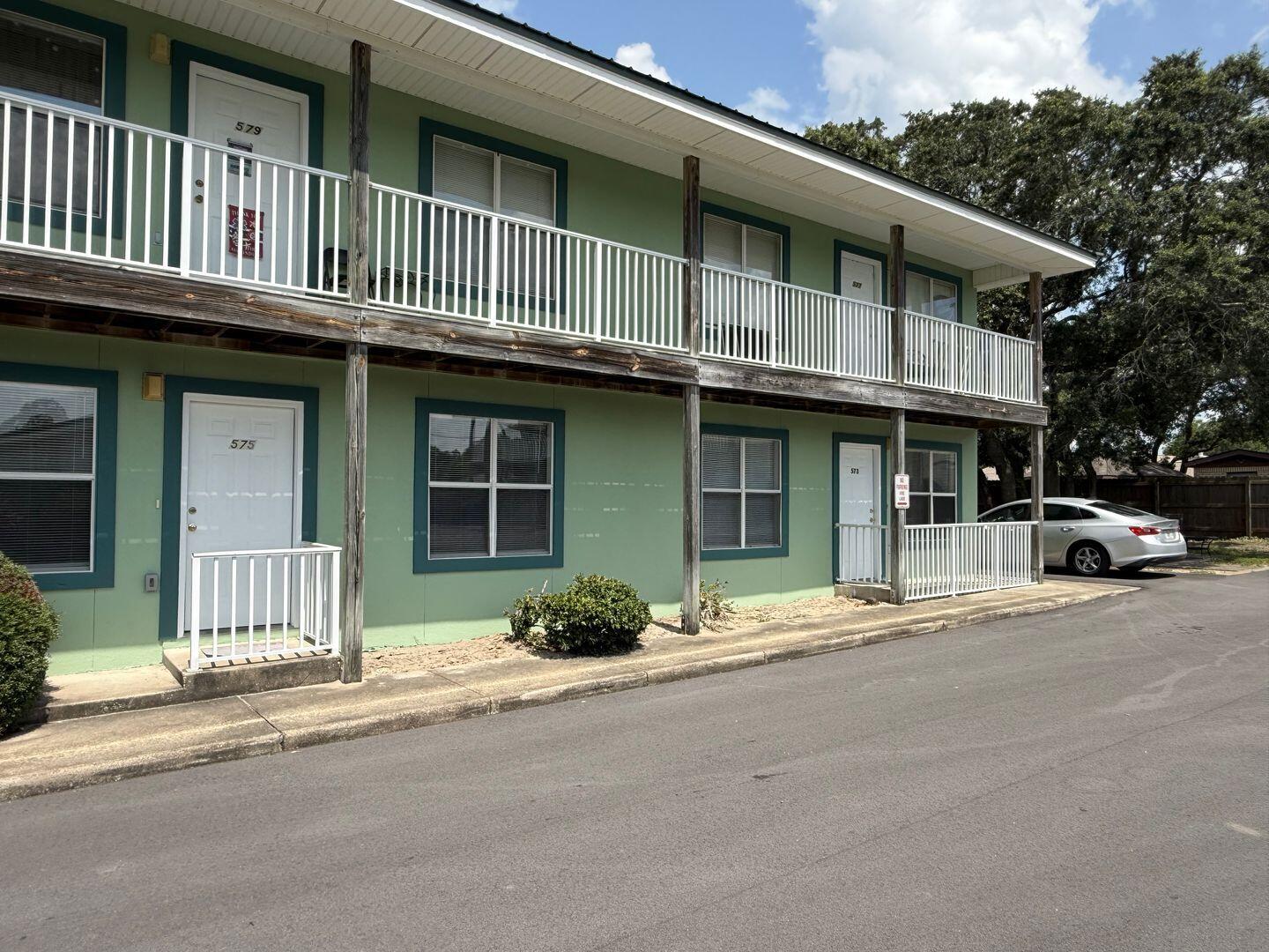 FLOROSA DEL MAR - Residential Lease