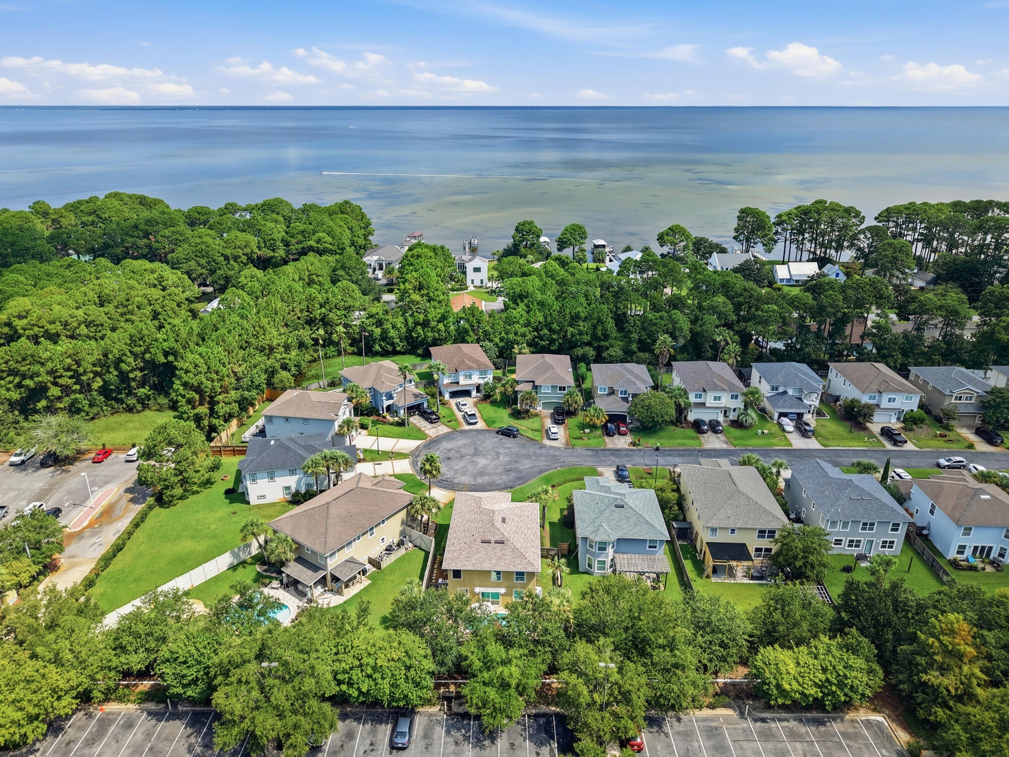 BAYWALK LANDING - Residential