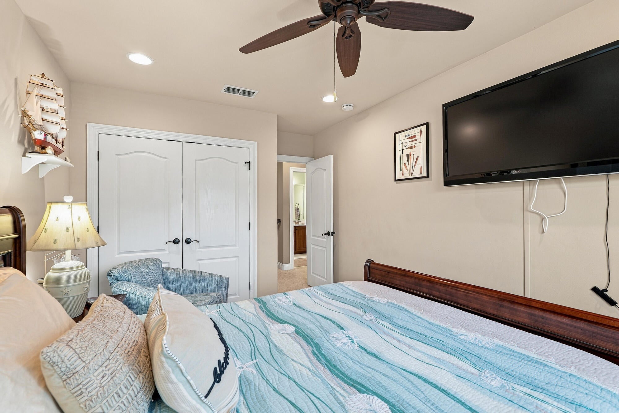 BAYWALK LANDING - Residential