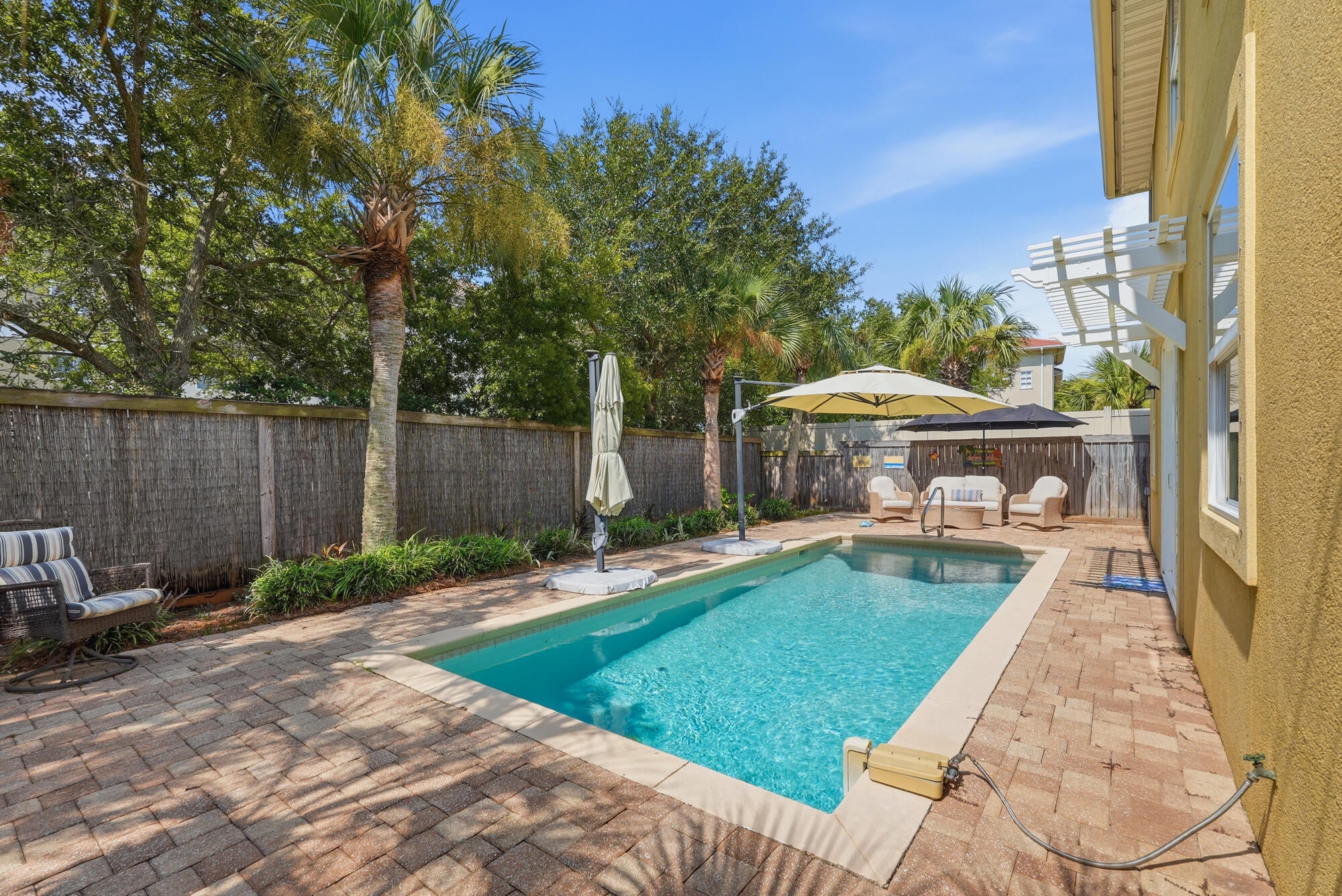 BAYWALK LANDING - Residential