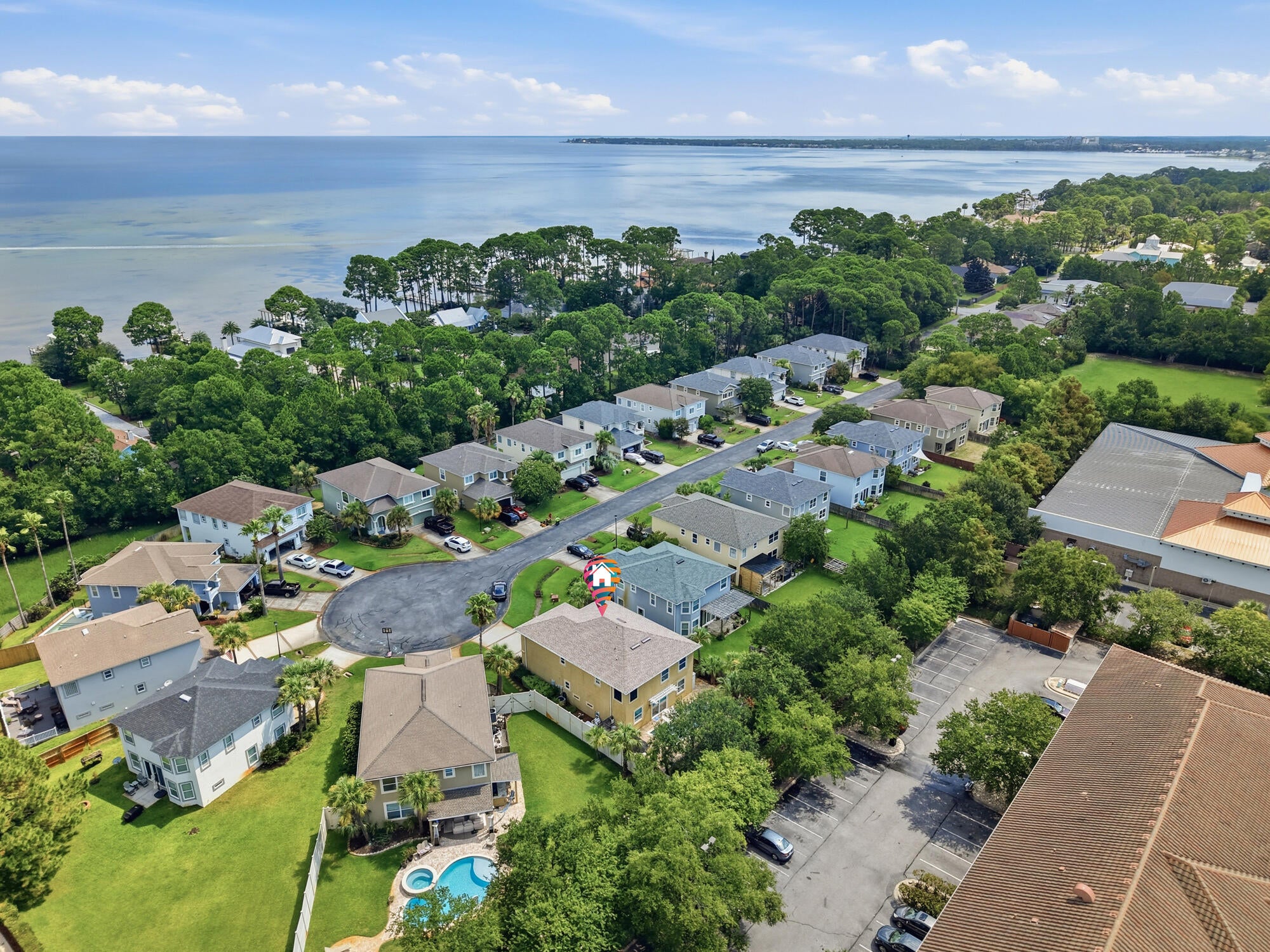 BAYWALK LANDING - Residential
