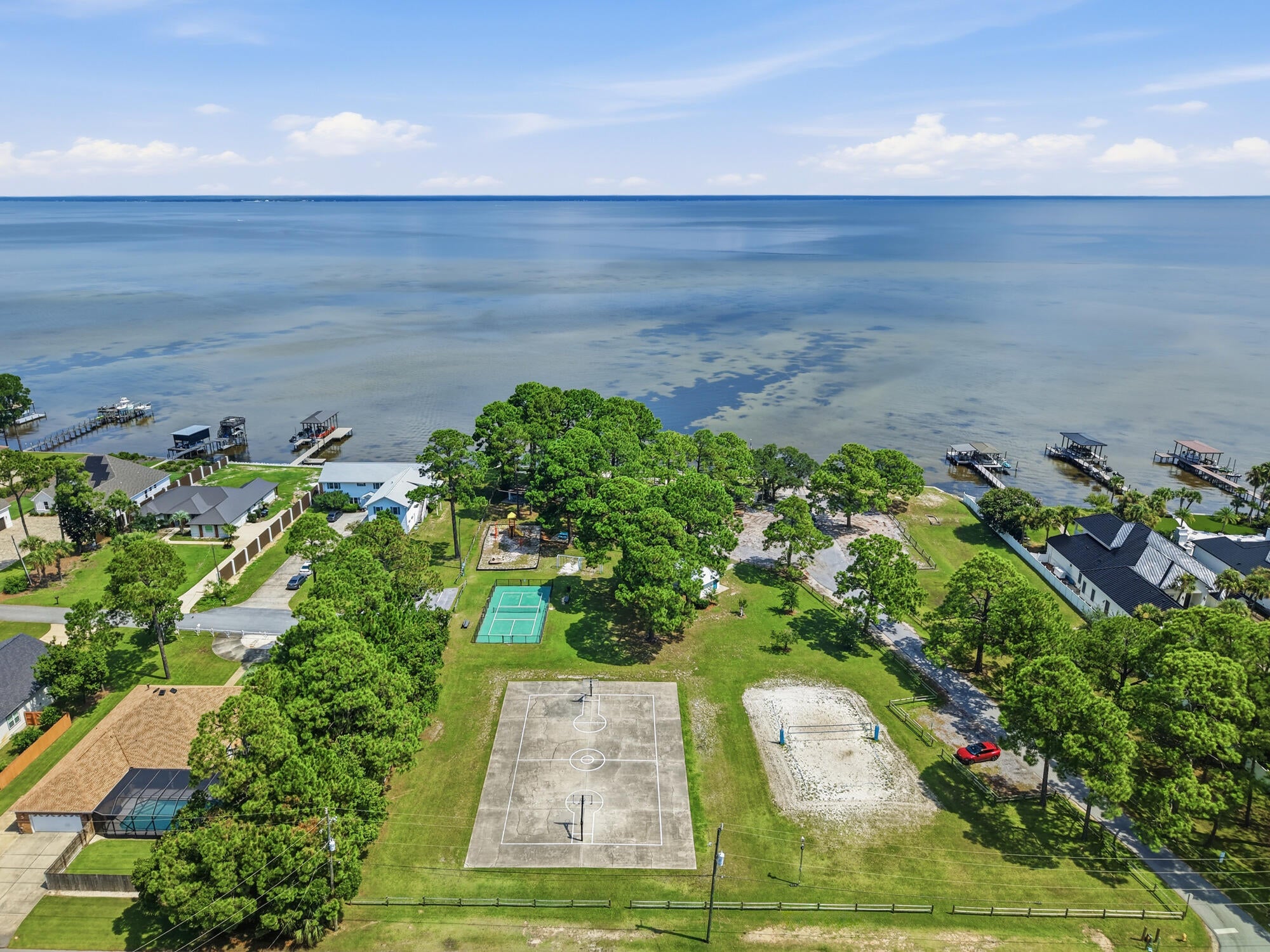 BAYWALK LANDING - Residential