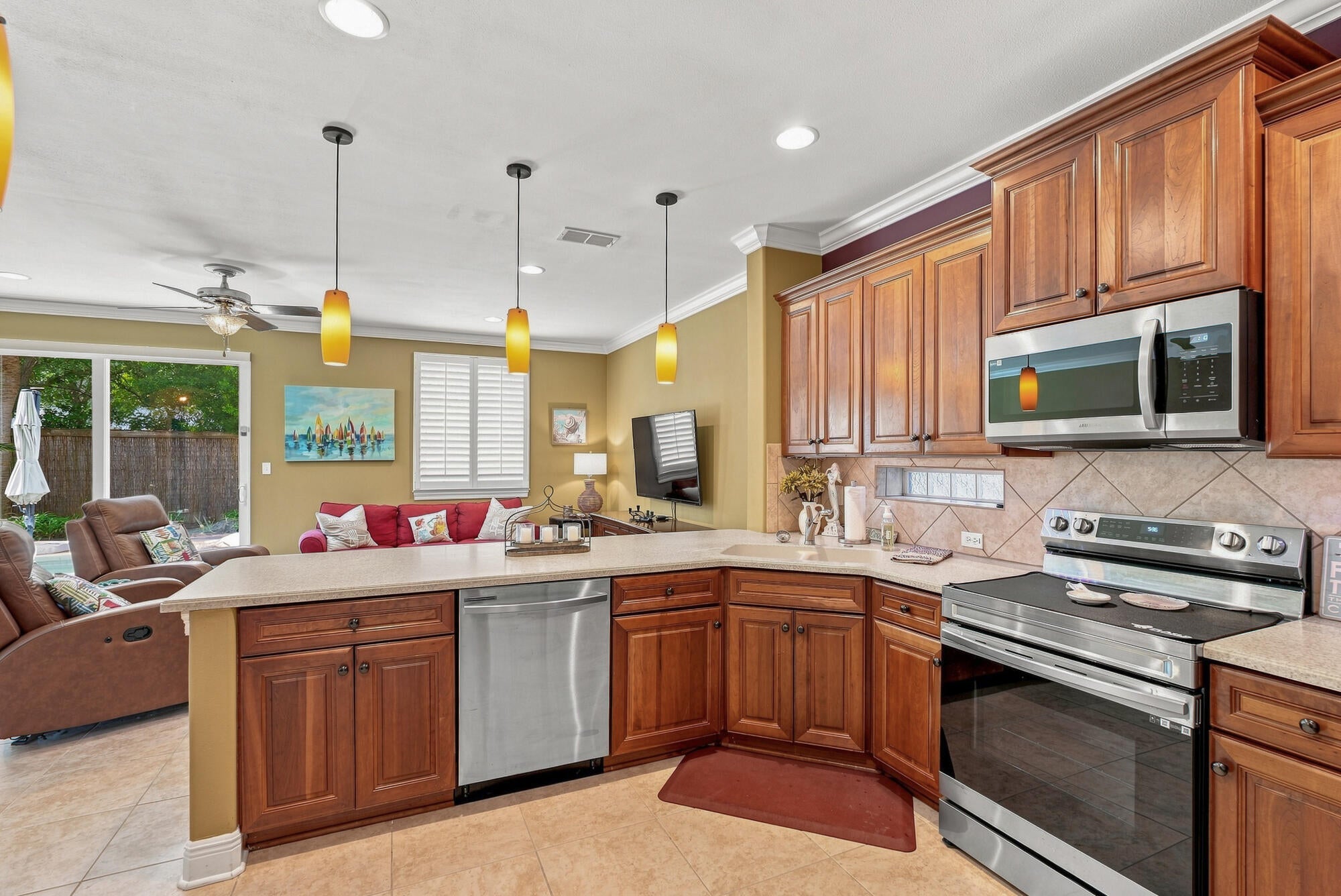 BAYWALK LANDING - Residential