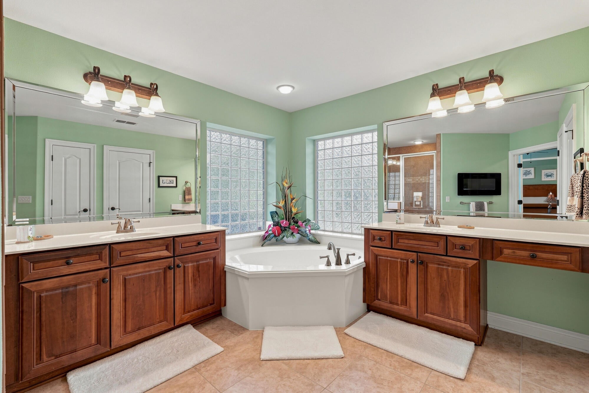 BAYWALK LANDING - Residential