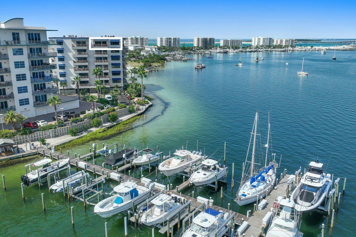 DESTIN HARBOR RESORT WEST - Residential