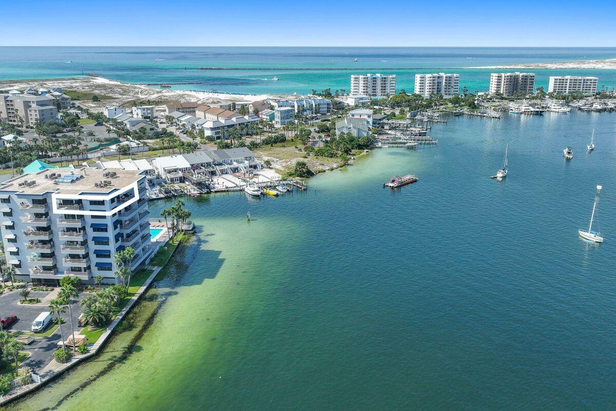 DESTIN HARBOR RESORT WEST - Residential