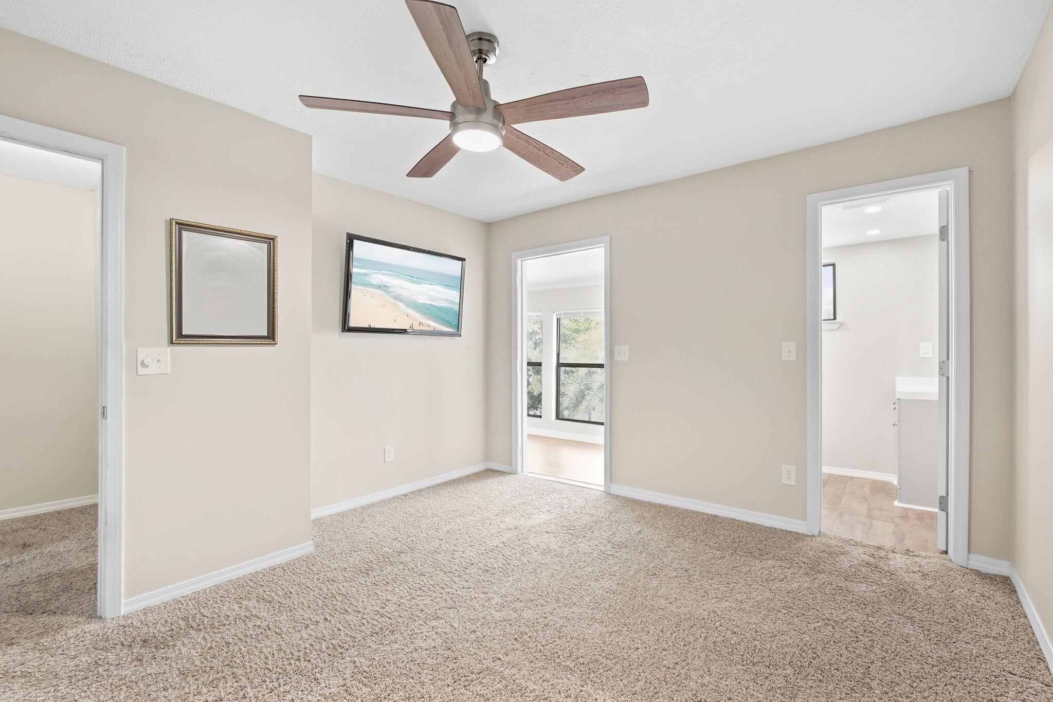 HARBOUR TOWNE - Residential