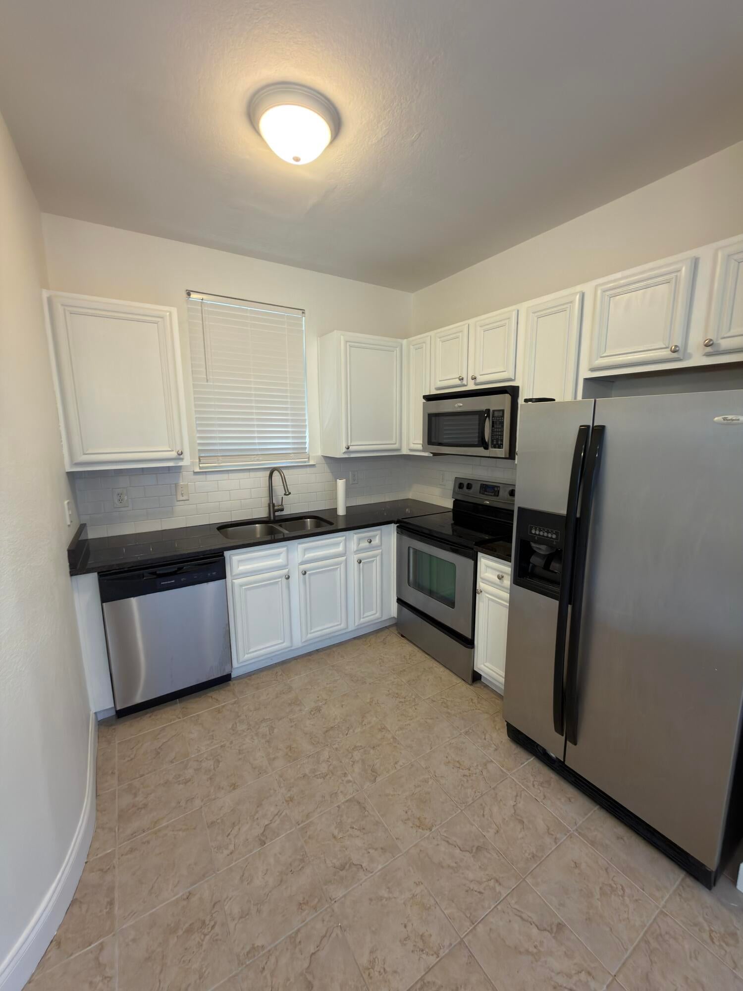 EAGLE BAY PH II - Residential Lease