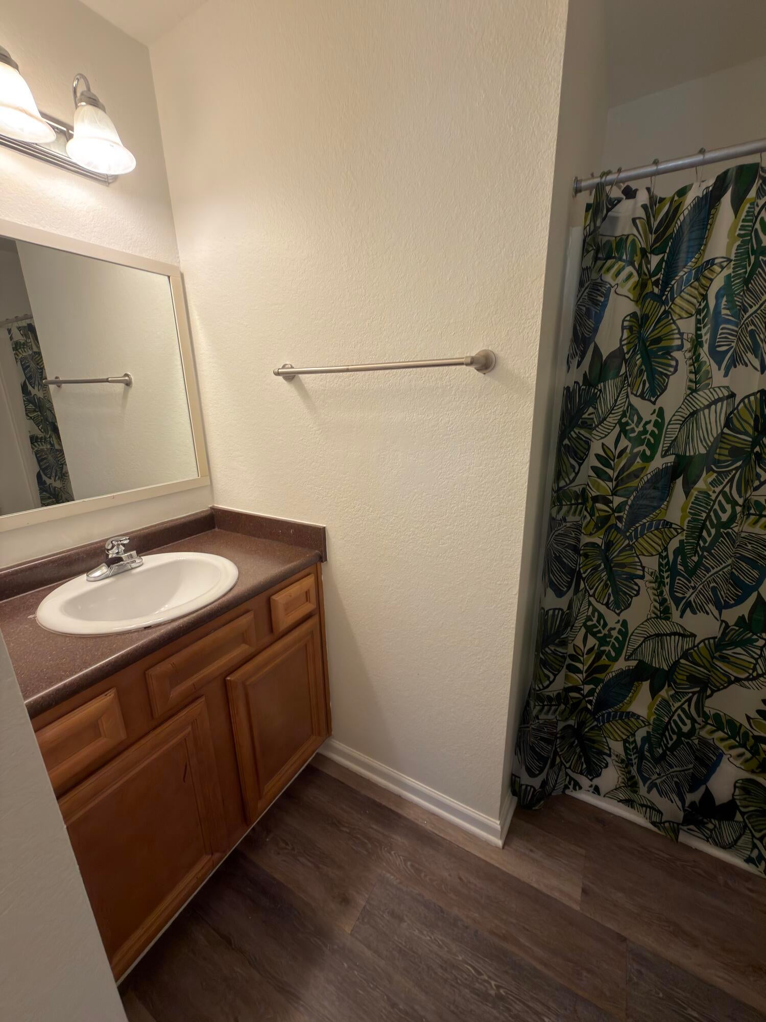EAGLE BAY PH II - Residential Lease