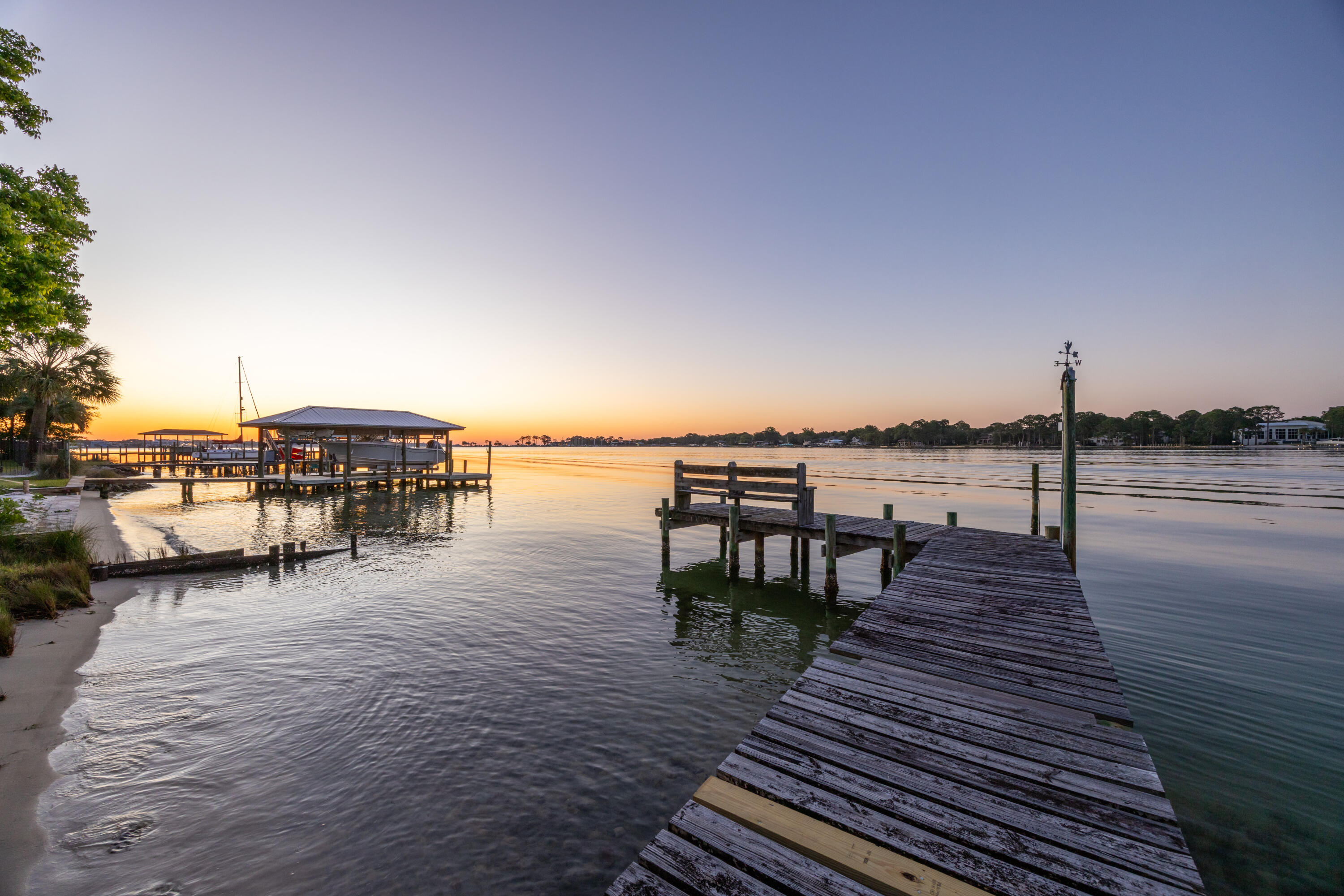 GARNIERS BEACH - Residential