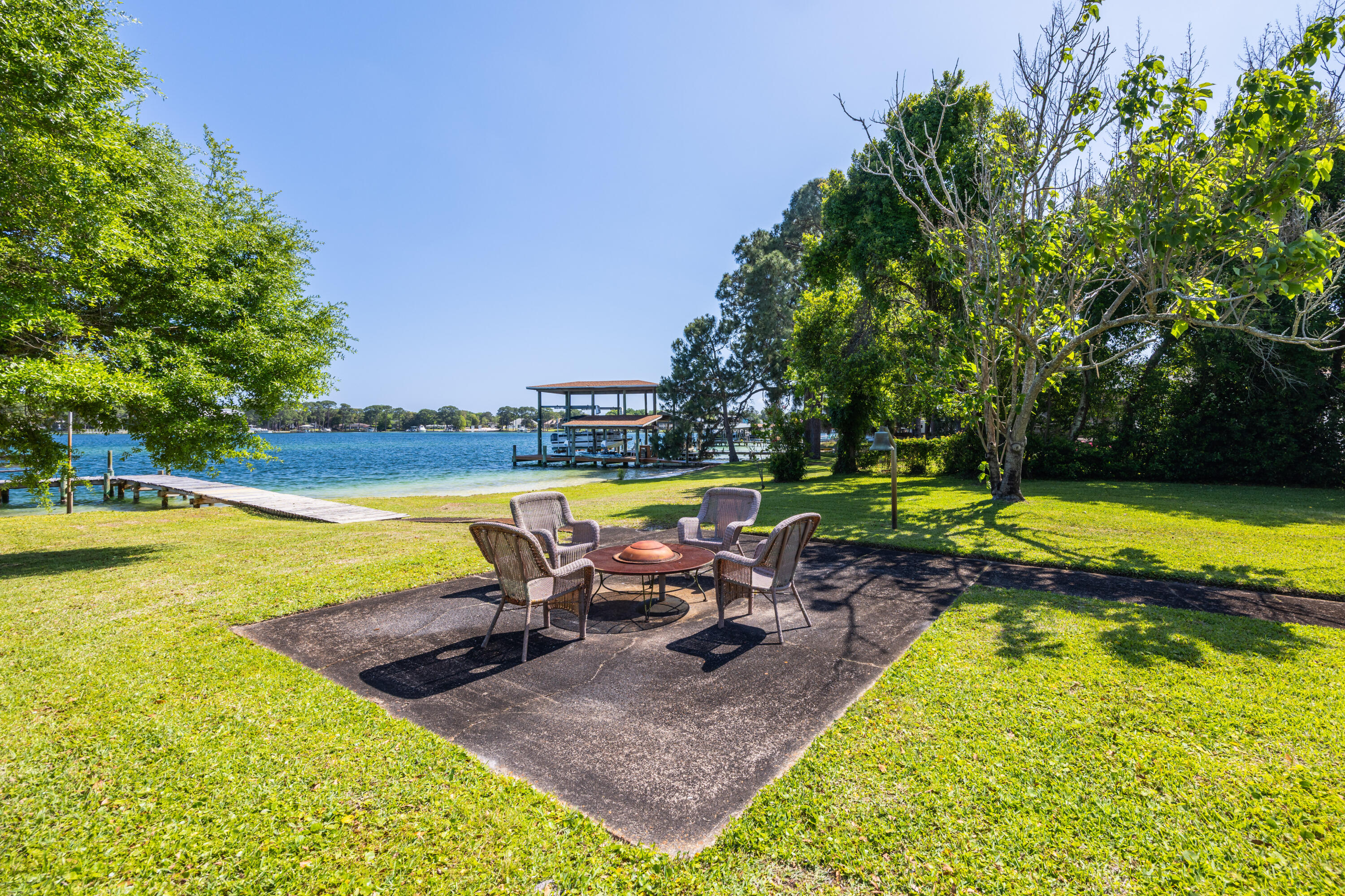 GARNIERS BEACH - Residential