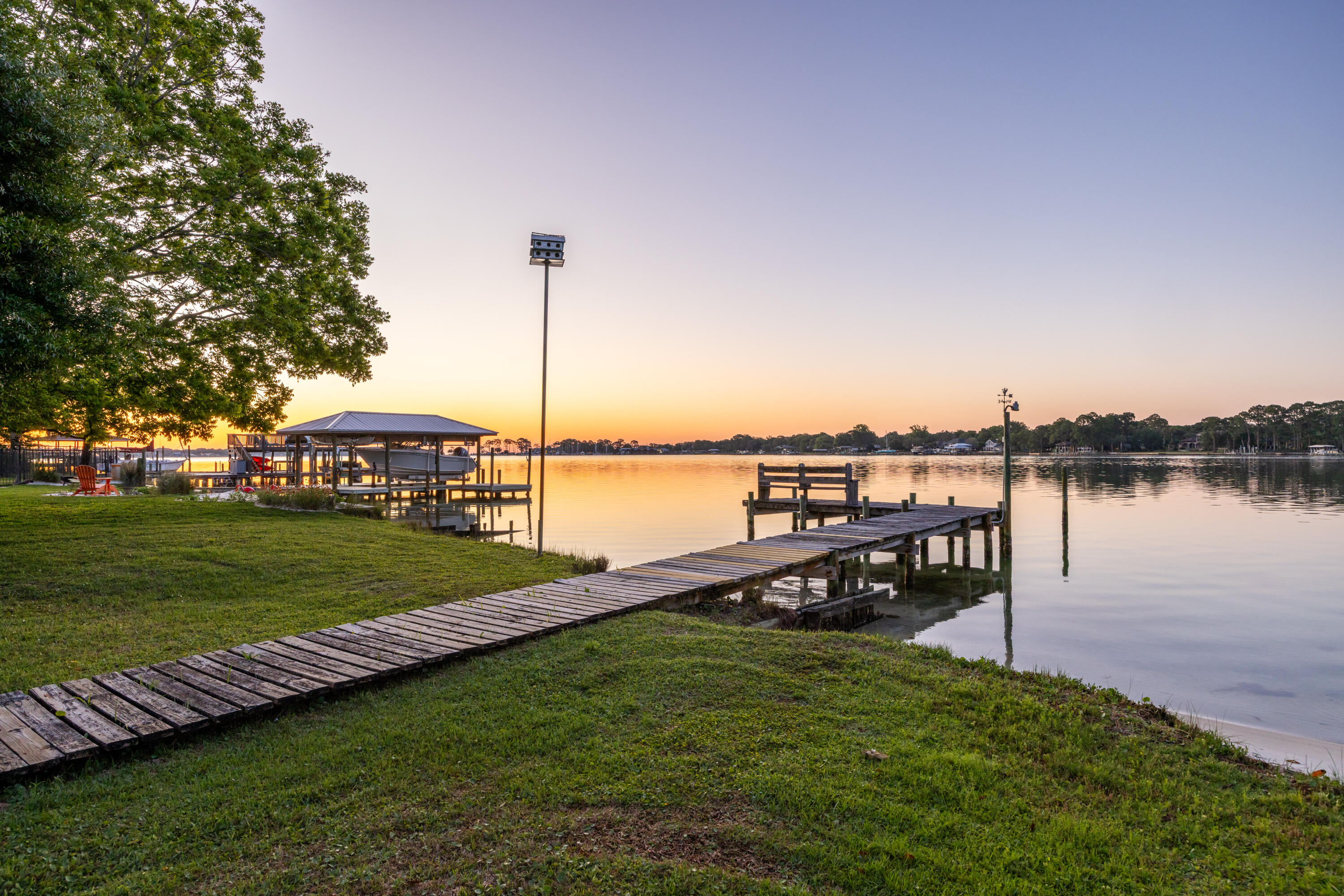 GARNIERS BEACH - Residential