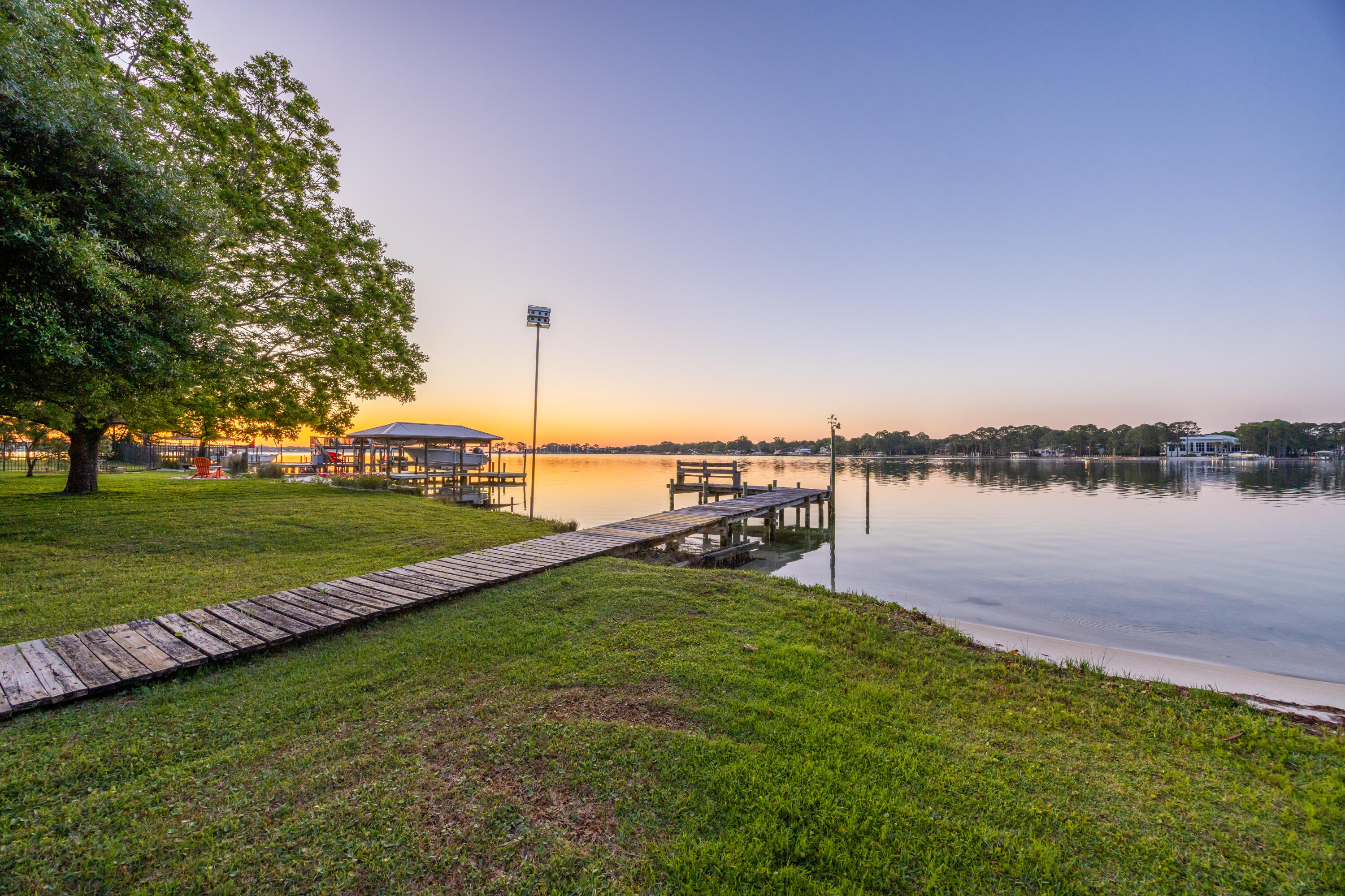 GARNIERS BEACH - Residential