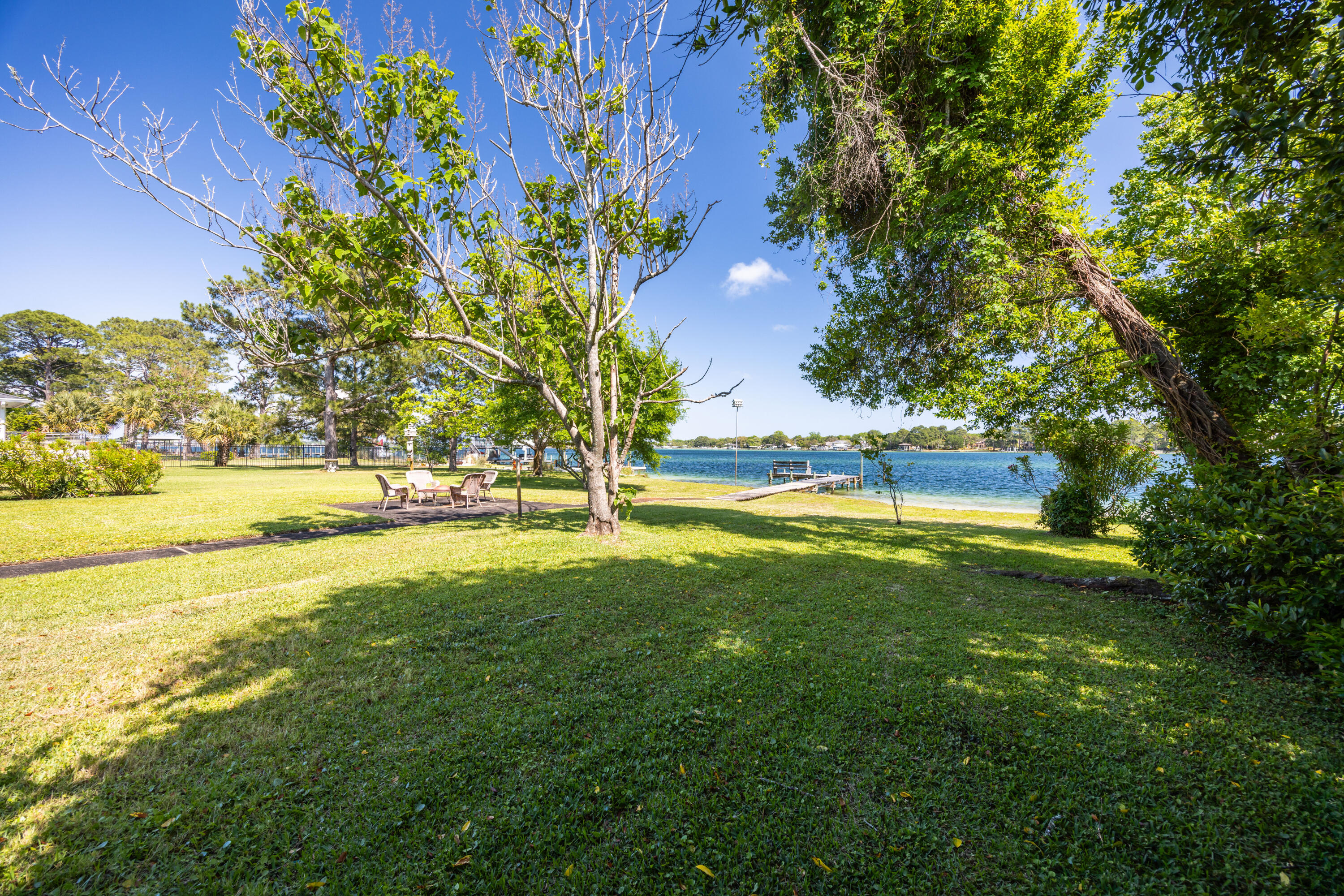 GARNIERS BEACH - Residential