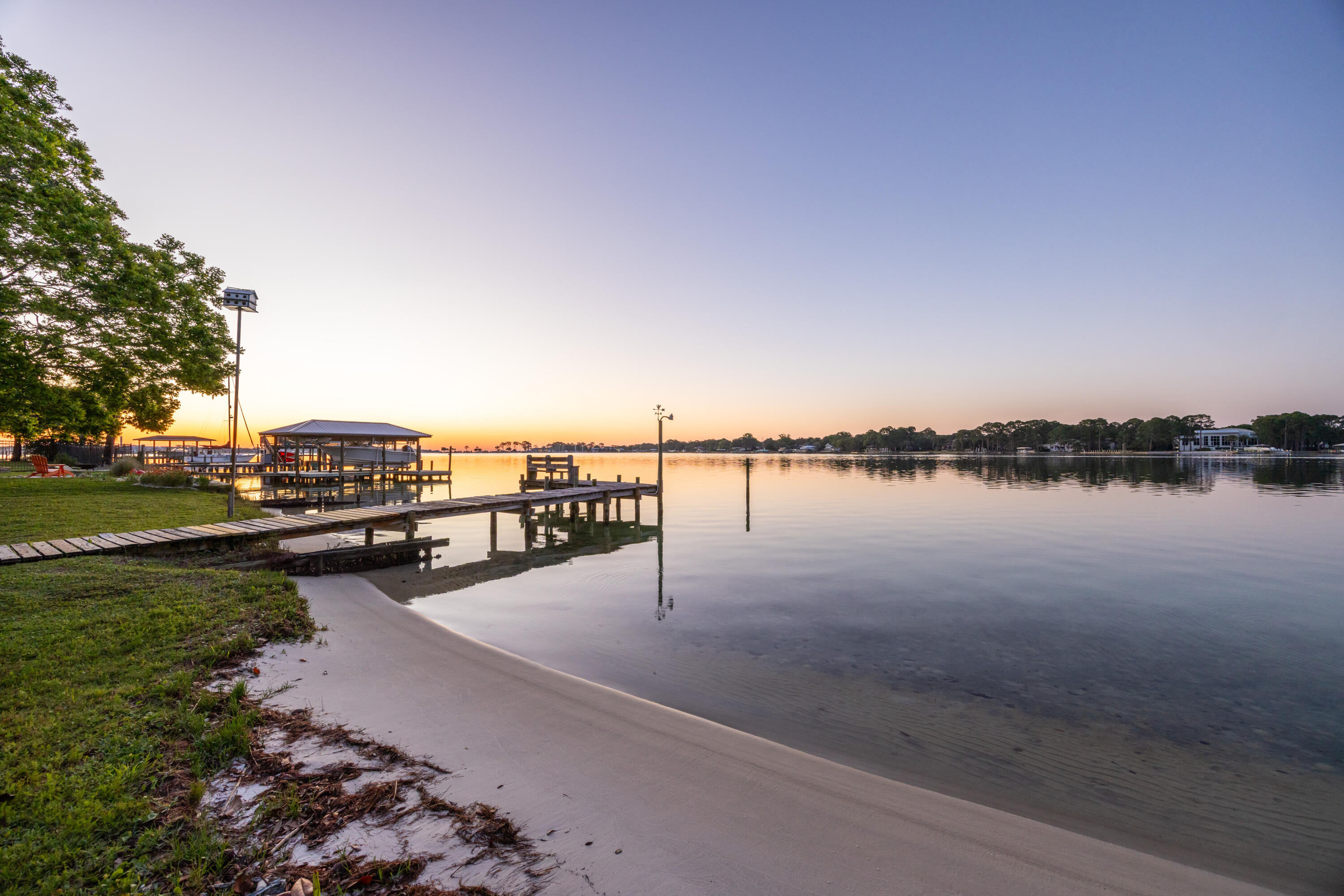 GARNIERS BEACH - Residential