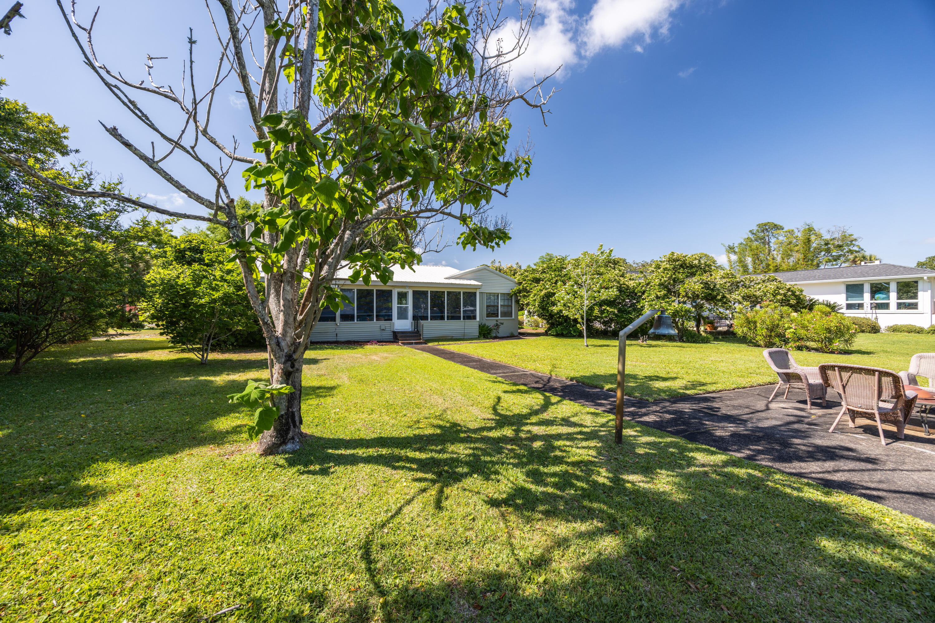 GARNIERS BEACH - Residential