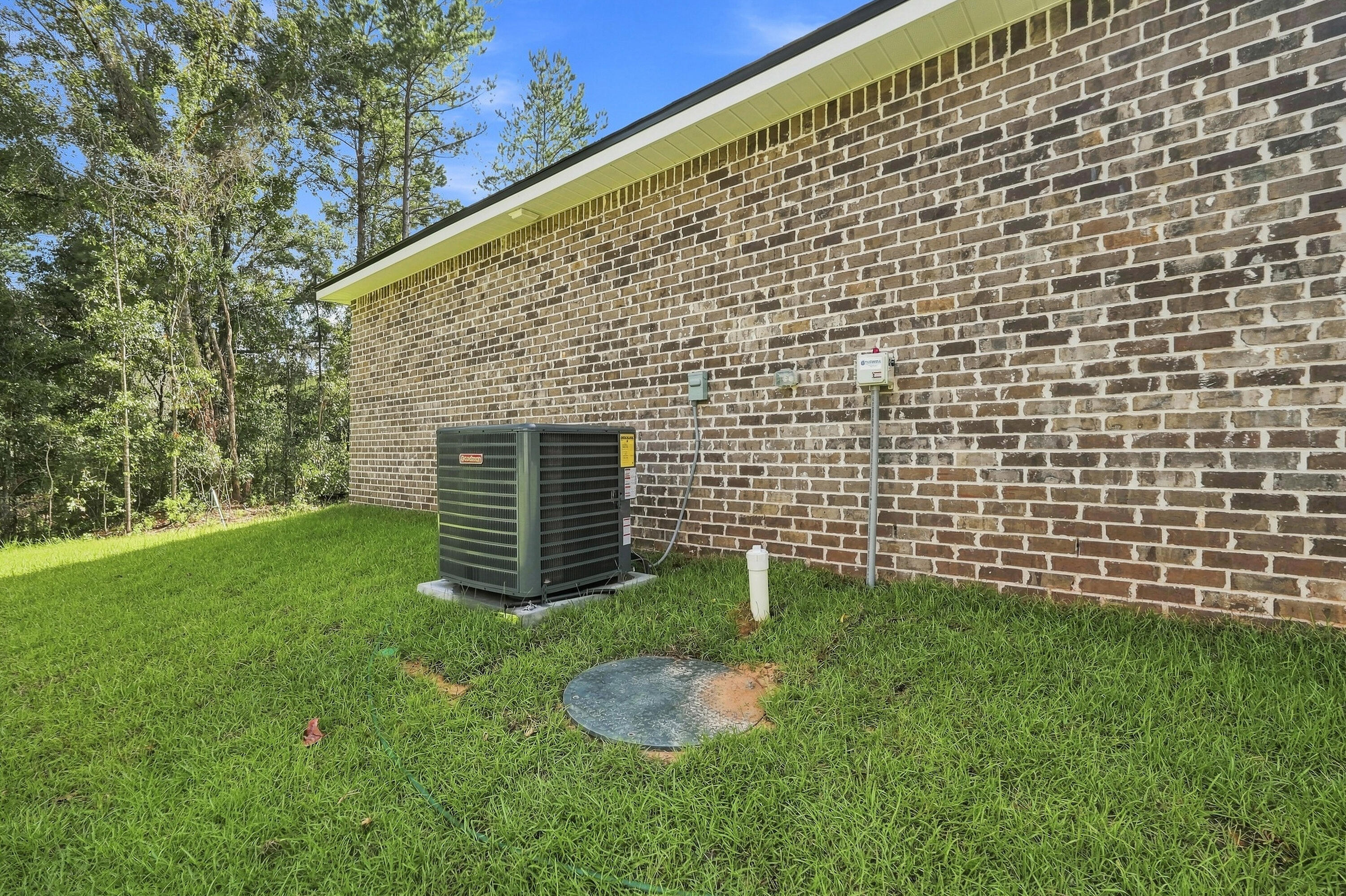 FOXWOOD ESTATES 1 - Residential