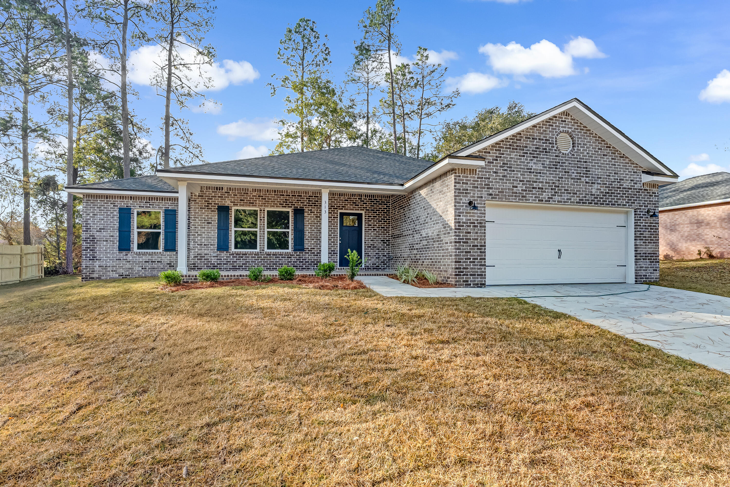 FOXWOOD ESTATES 1 - Residential