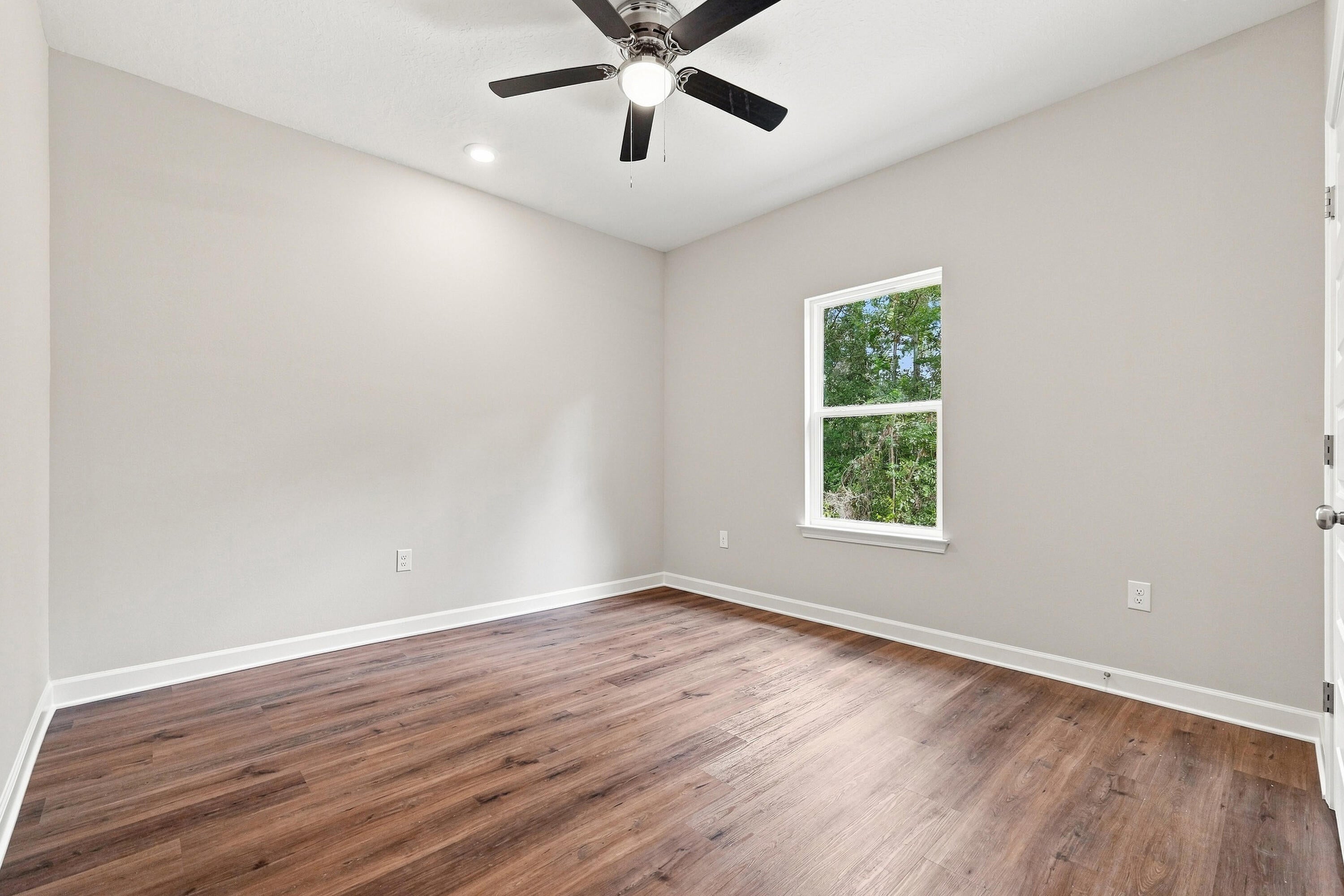 FOXWOOD ESTATES 1 - Residential