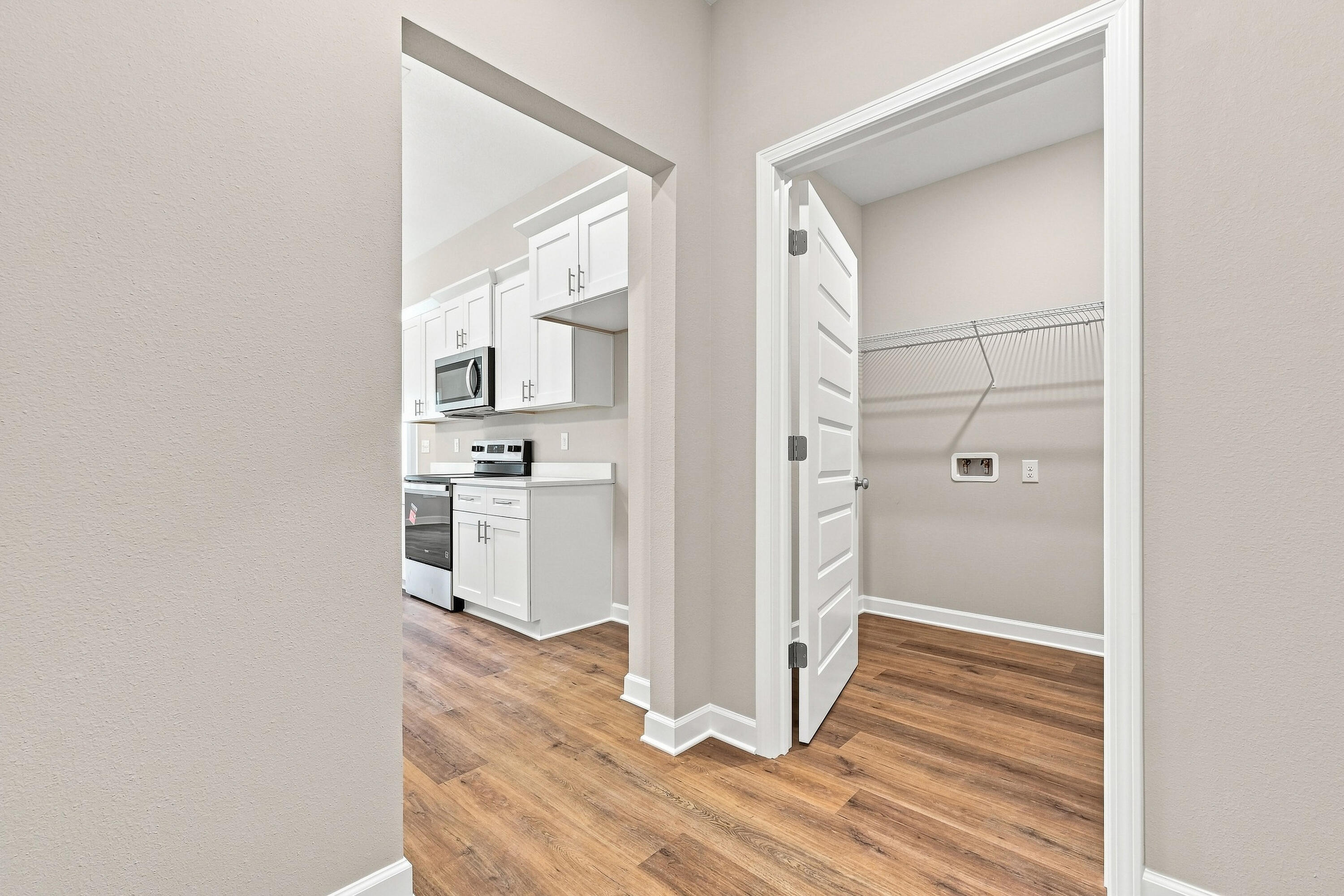 FOXWOOD ESTATES 1 - Residential