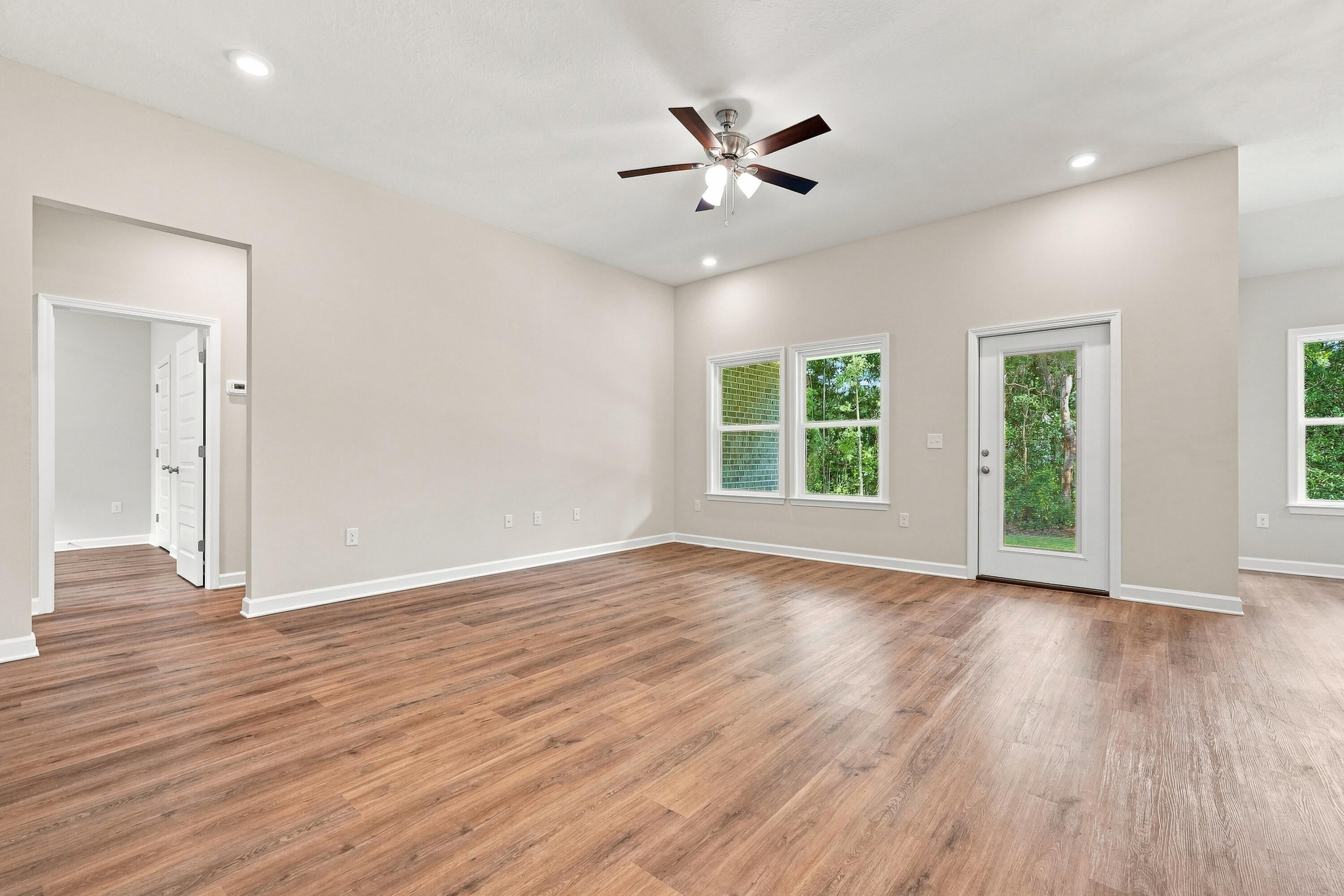 FOXWOOD ESTATES 1 - Residential