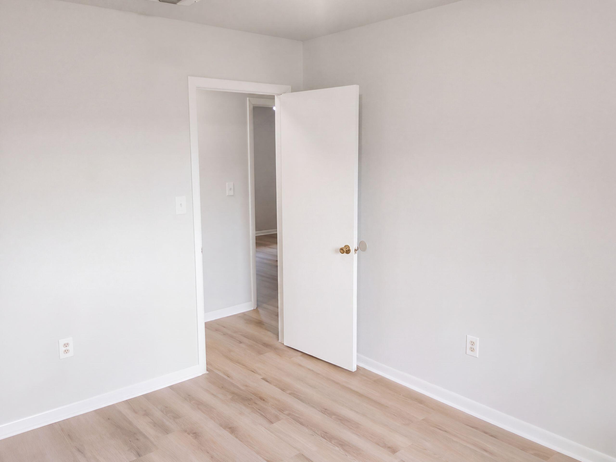 CHESSHERS 1ST ADD - Residential