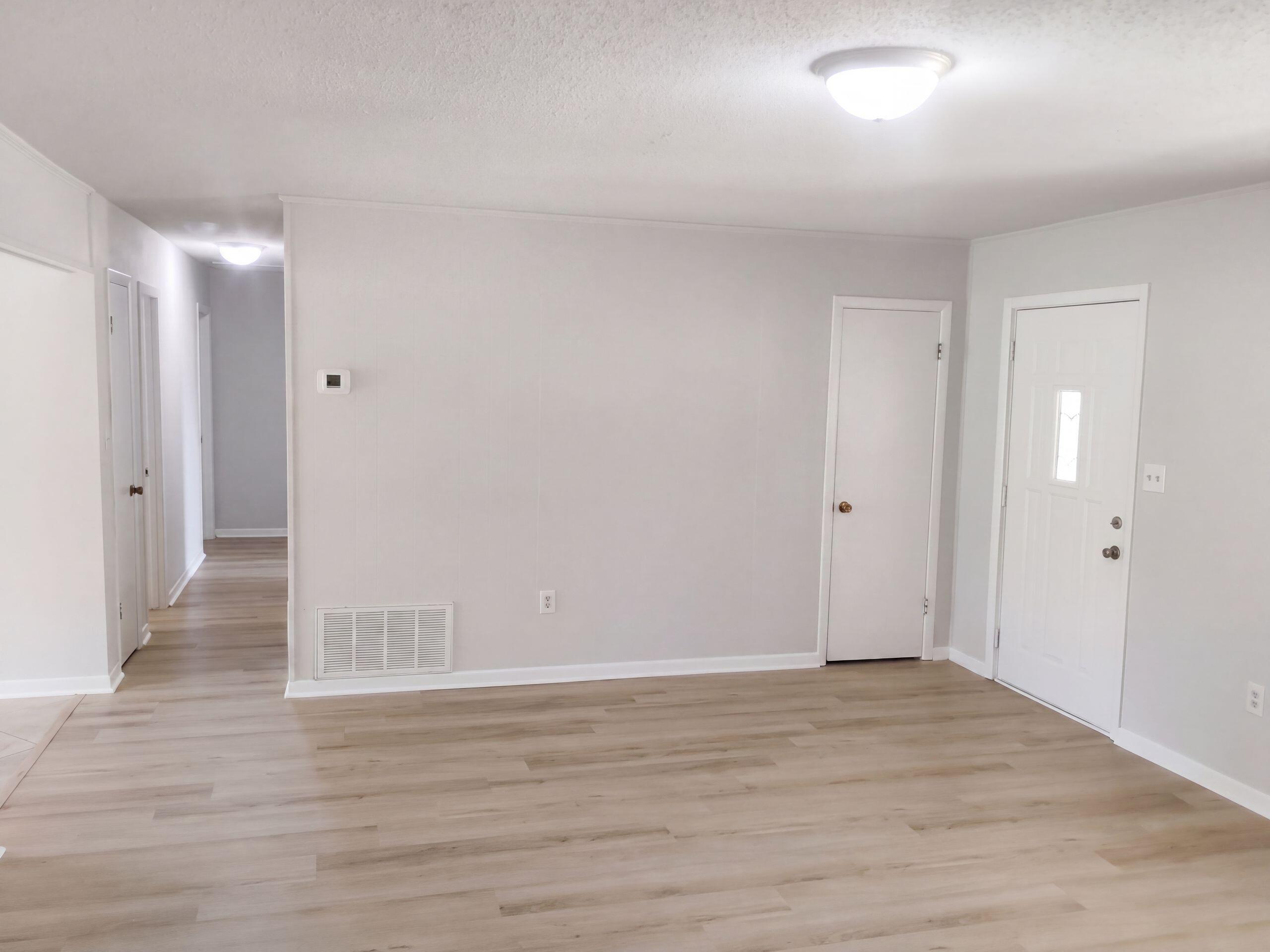CHESSHERS 1ST ADD - Residential