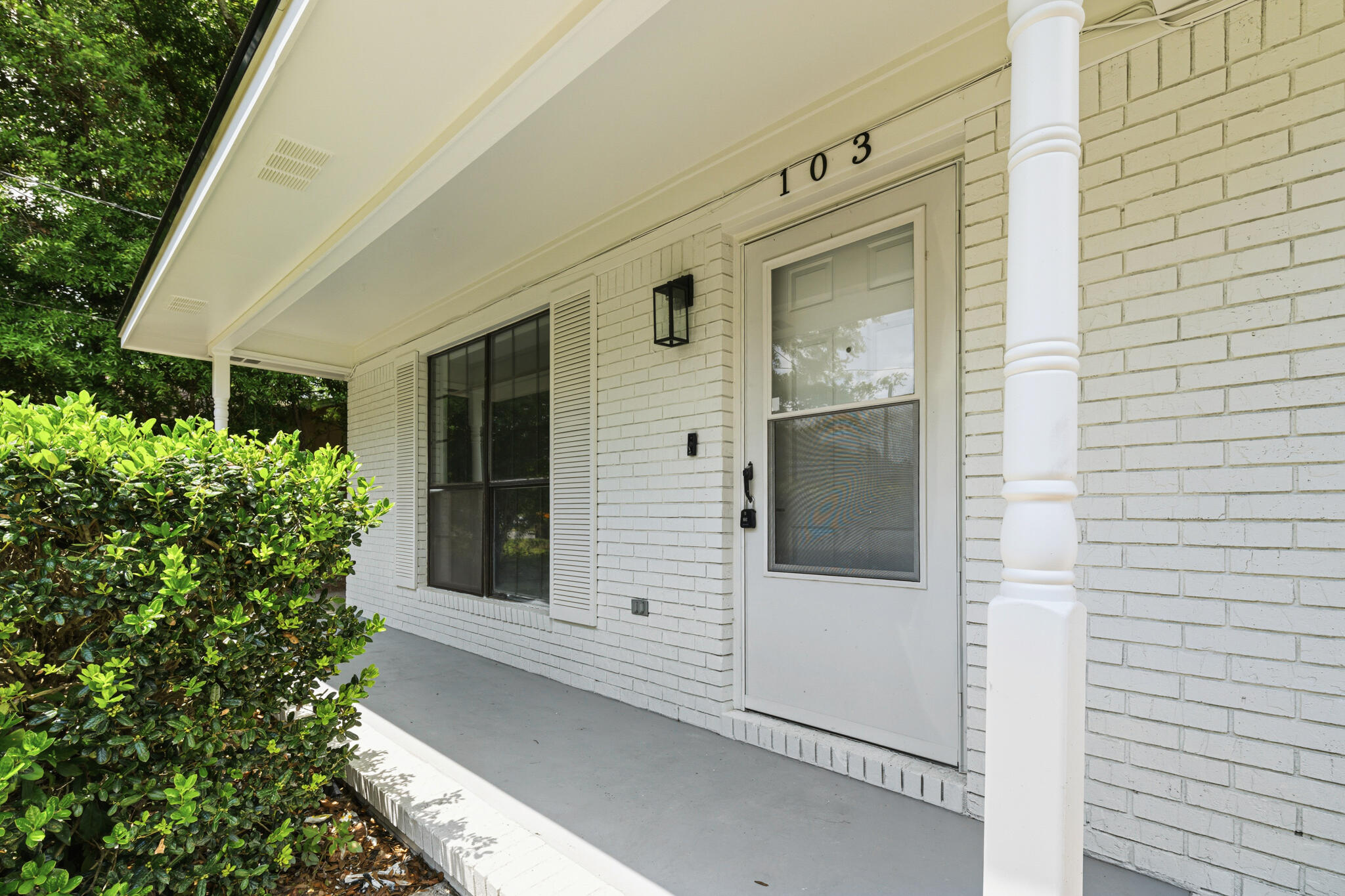 CORNER OAKS ESTATES - Residential