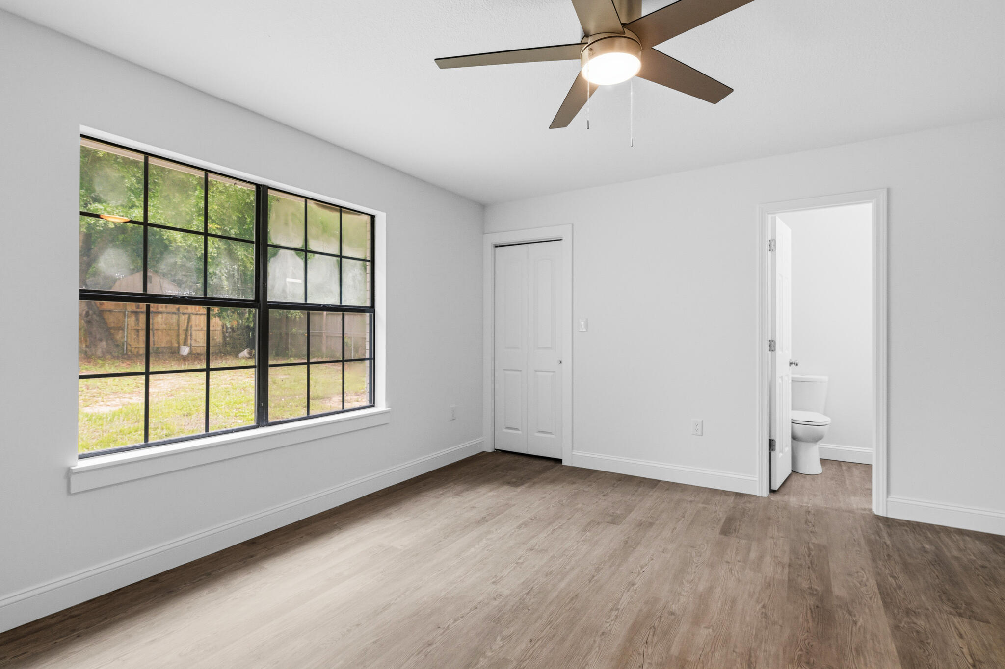 CORNER OAKS ESTATES - Residential