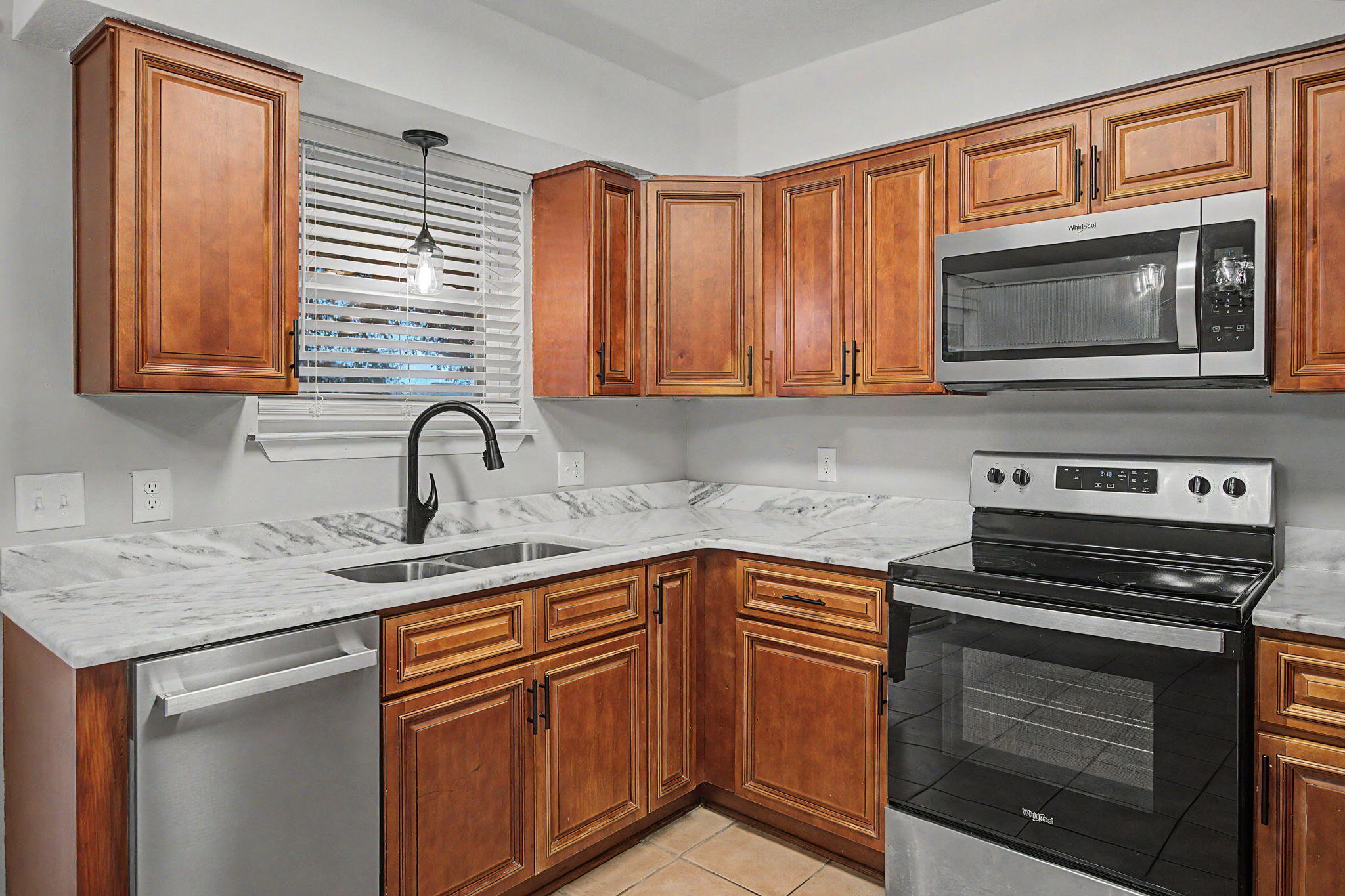 LEON HEIGHTS - Residential Lease