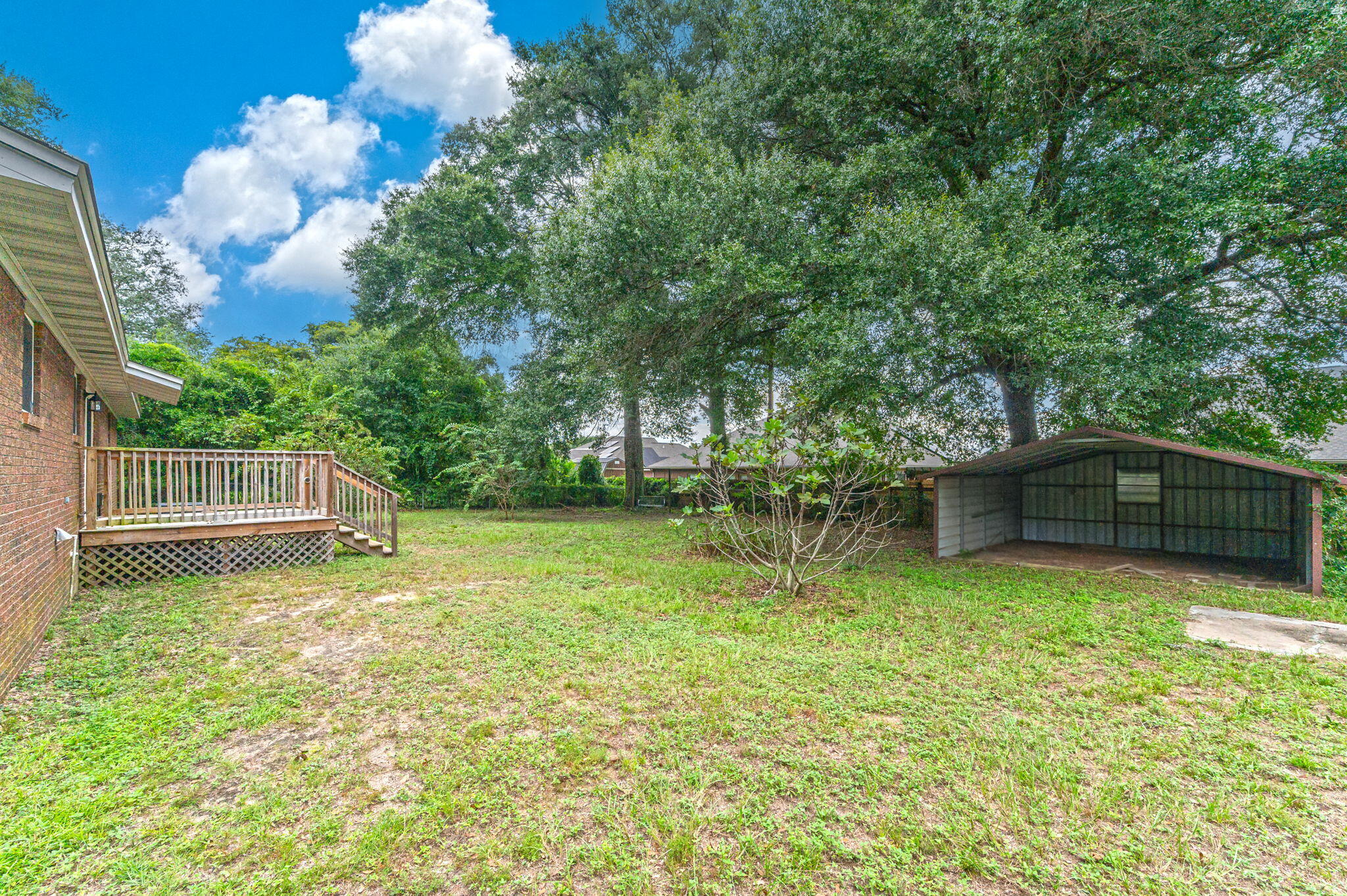 LEON HEIGHTS - Residential Lease