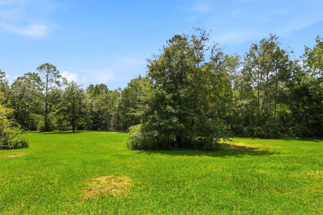 TEN LAKE ESTATES UNIT 1 - Residential