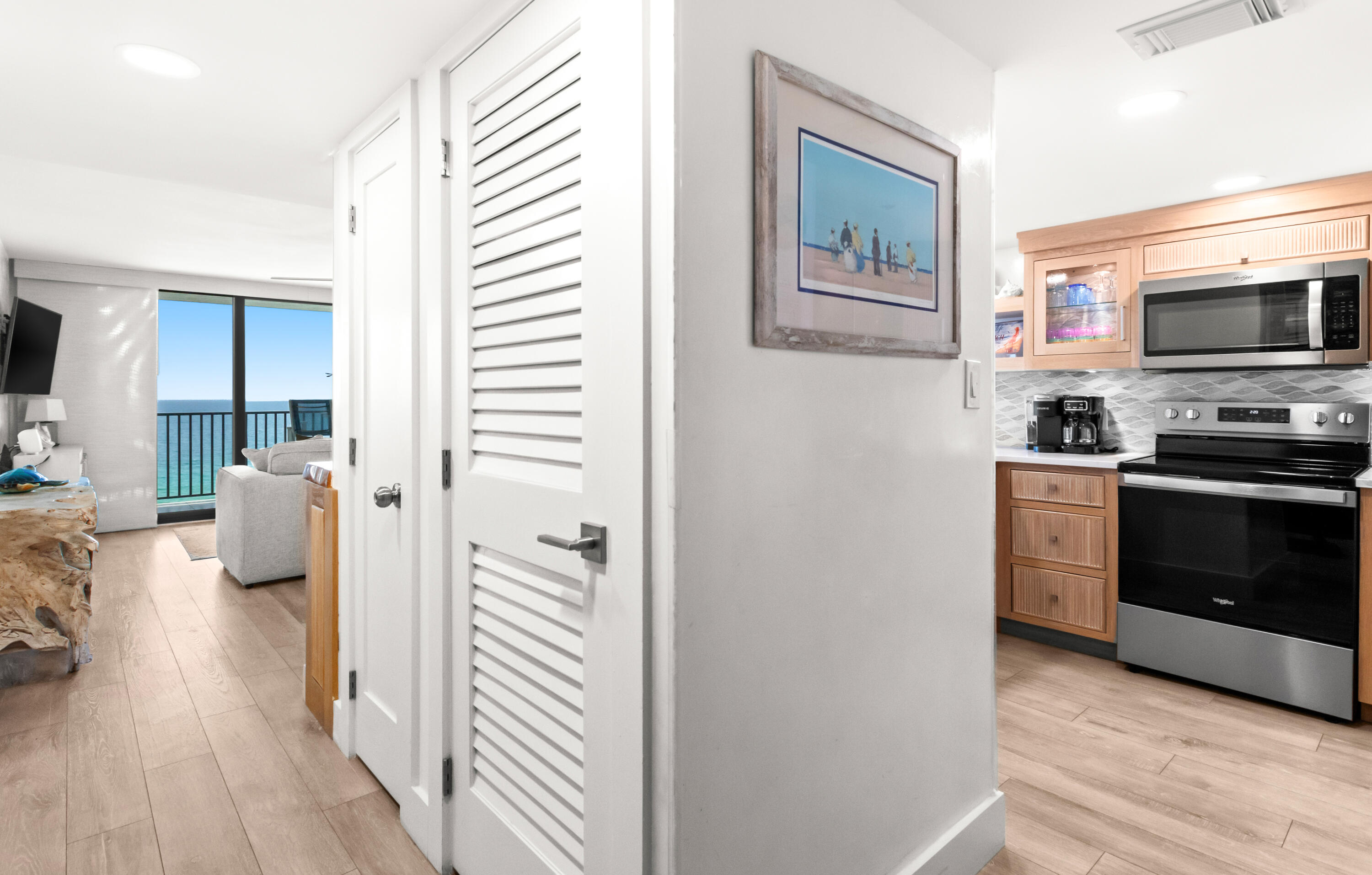 ONE SEAGROVE PLACE CONDOMINIUM - Residential