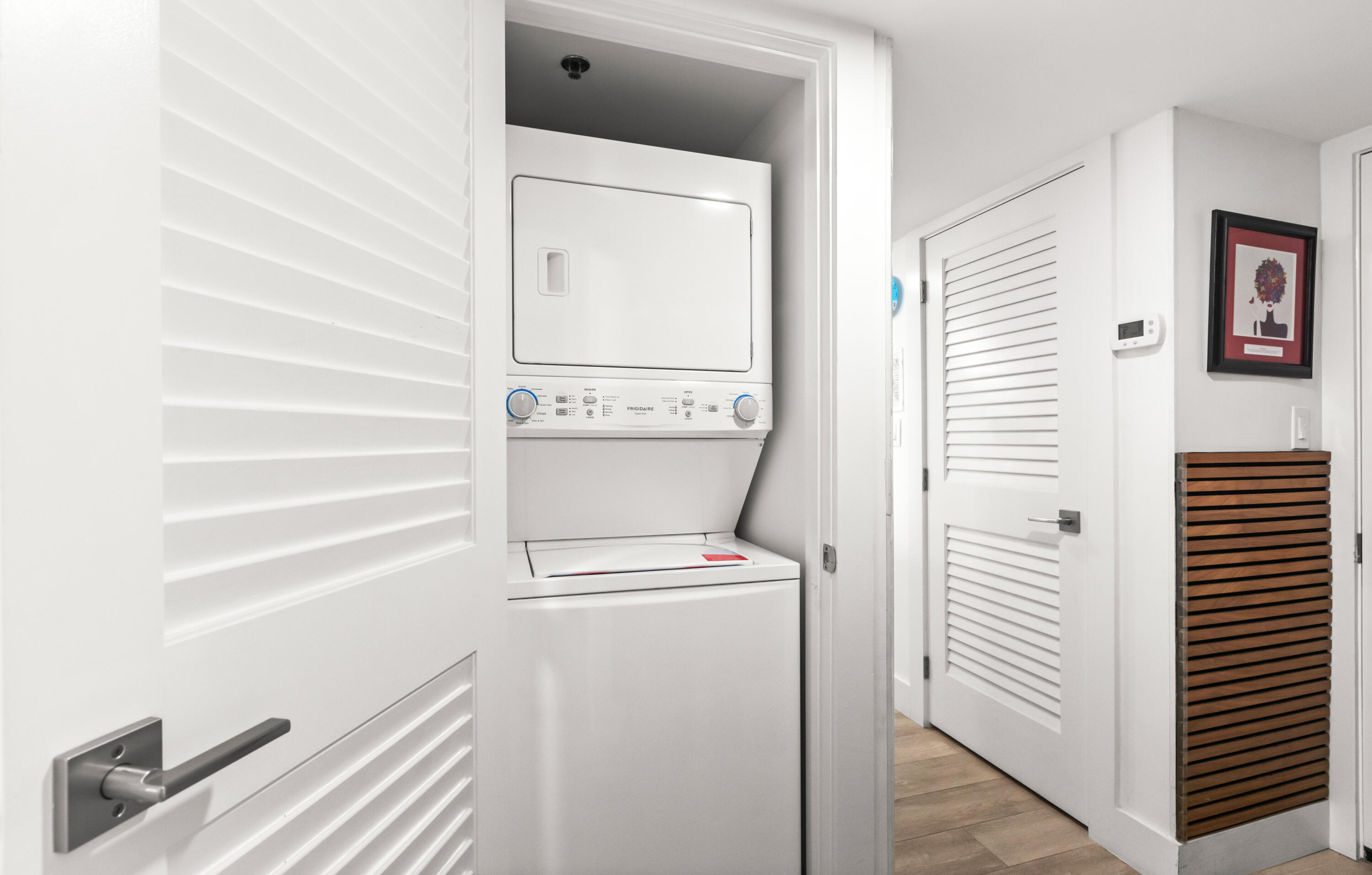 ONE SEAGROVE PLACE CONDOMINIUM - Residential