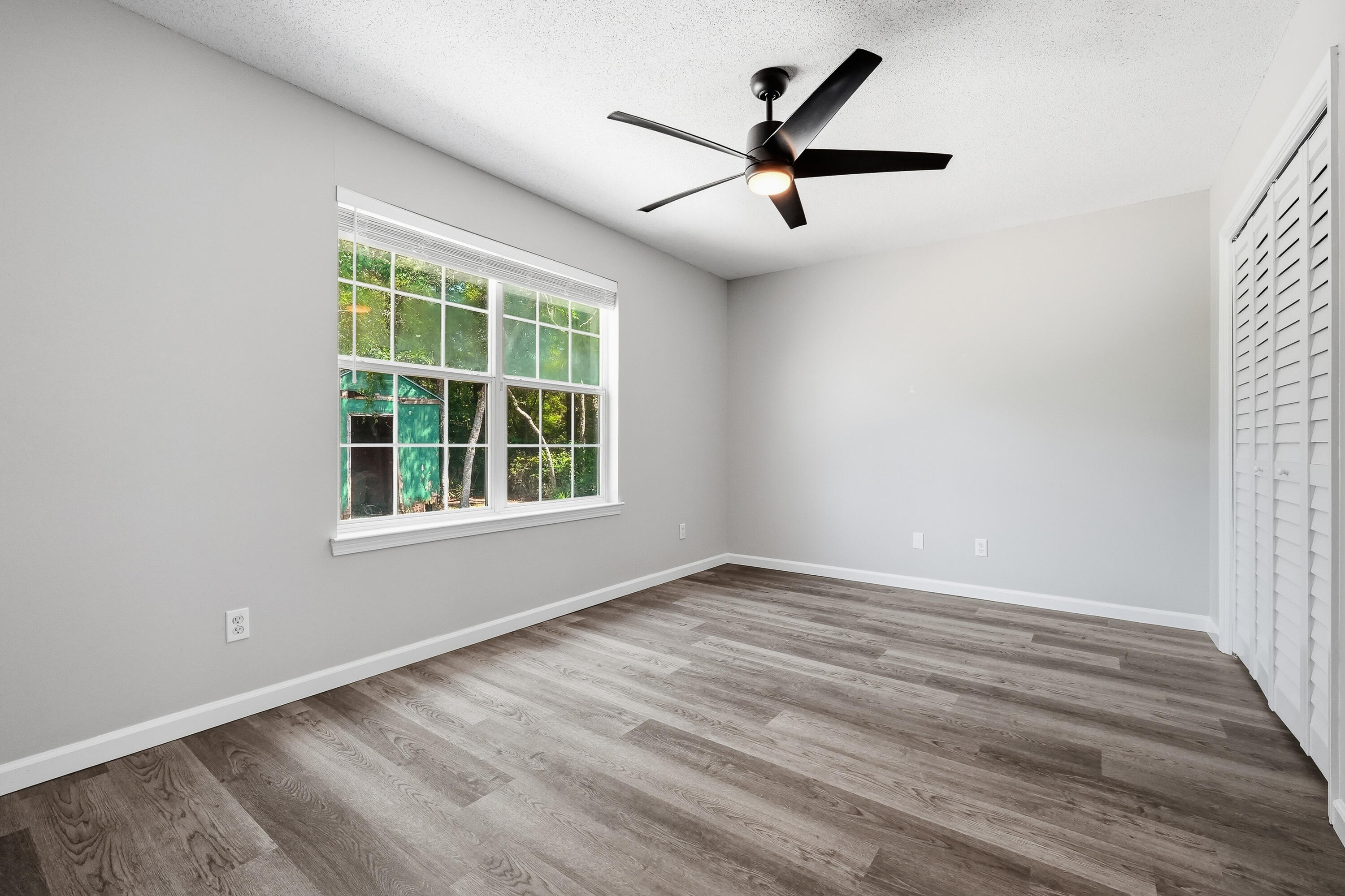 CEDAR BEACH - Residential Lease
