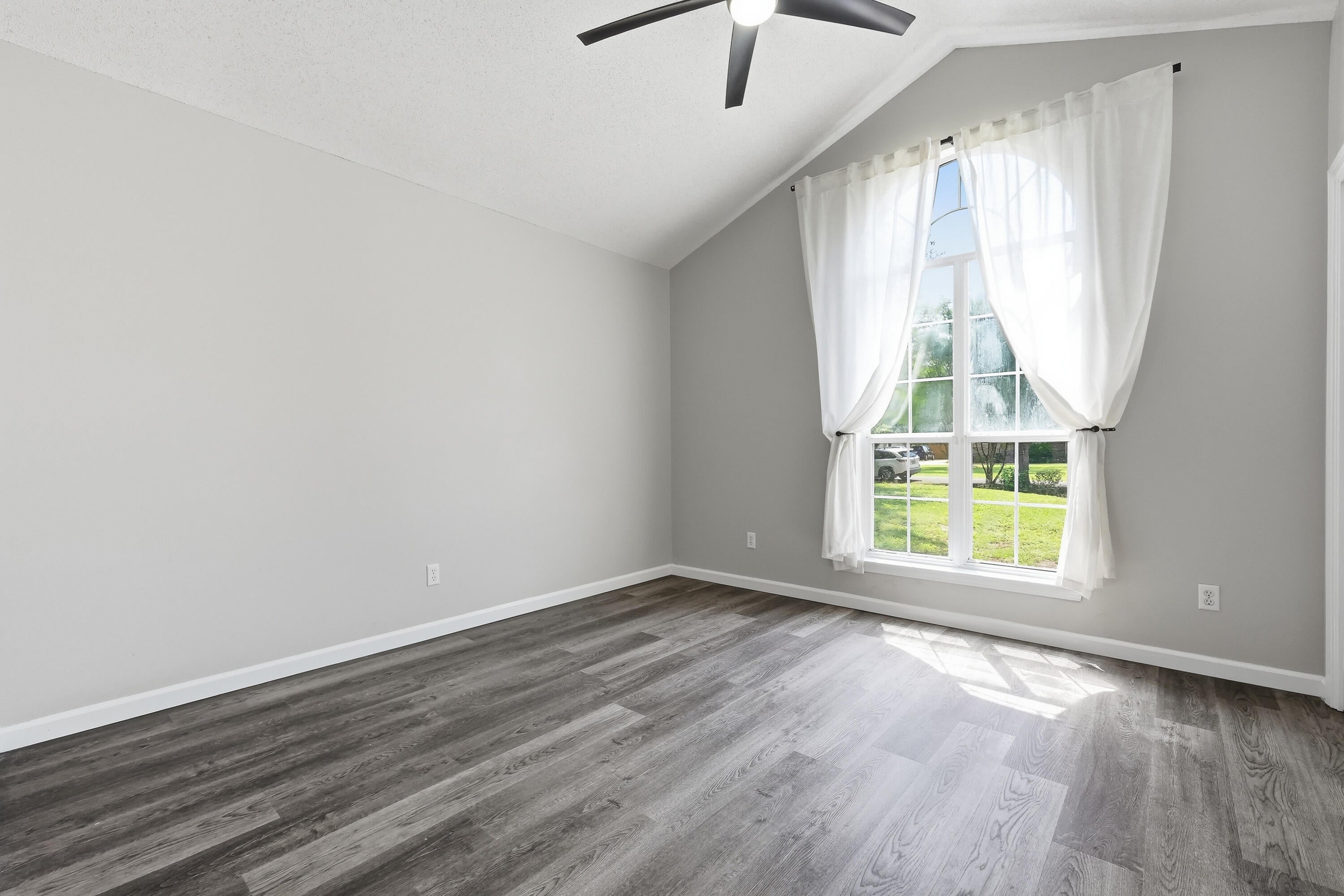 CEDAR BEACH - Residential Lease