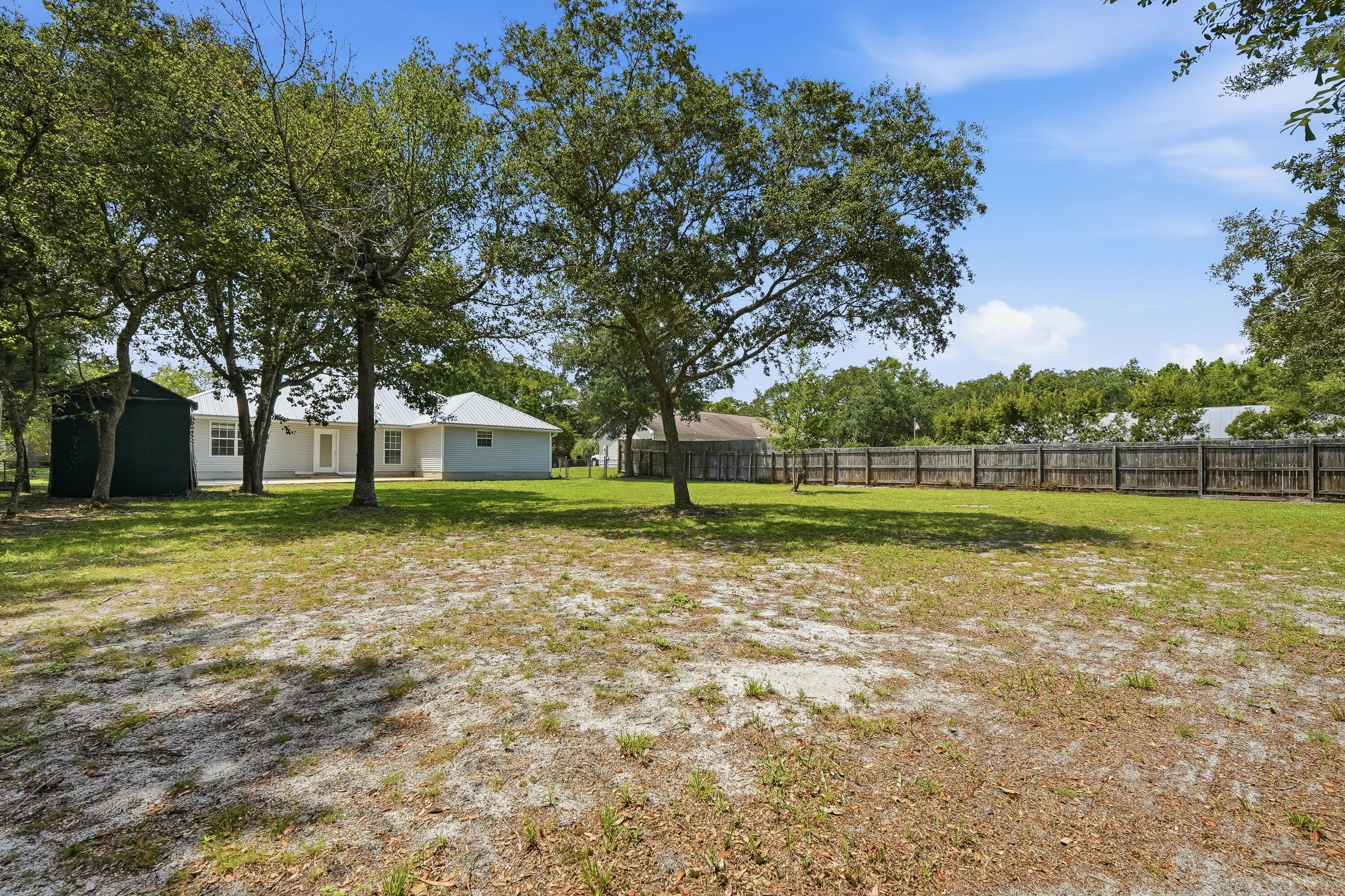 CEDAR BEACH - Residential Lease