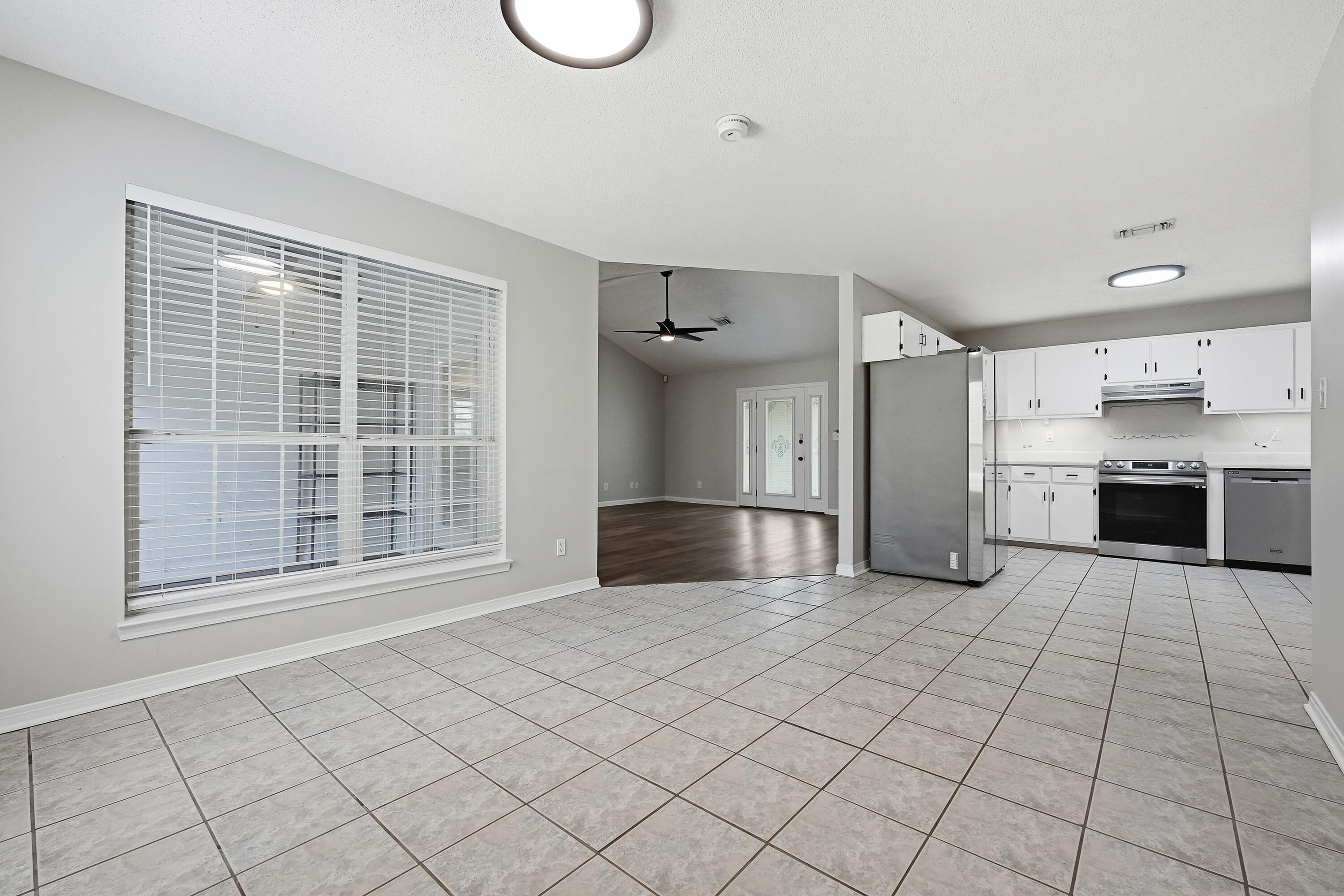 CEDAR BEACH - Residential Lease