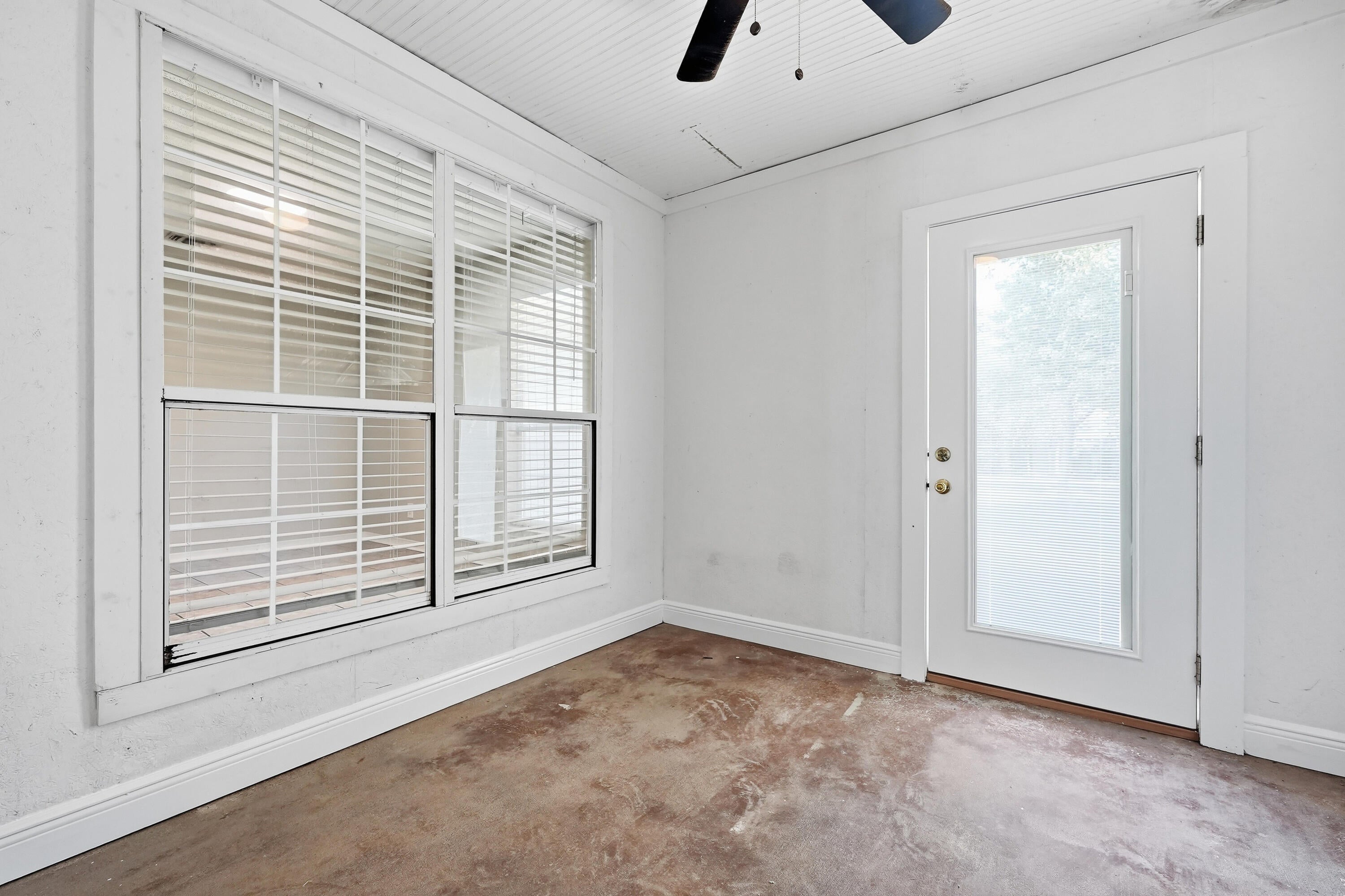 CEDAR BEACH - Residential Lease