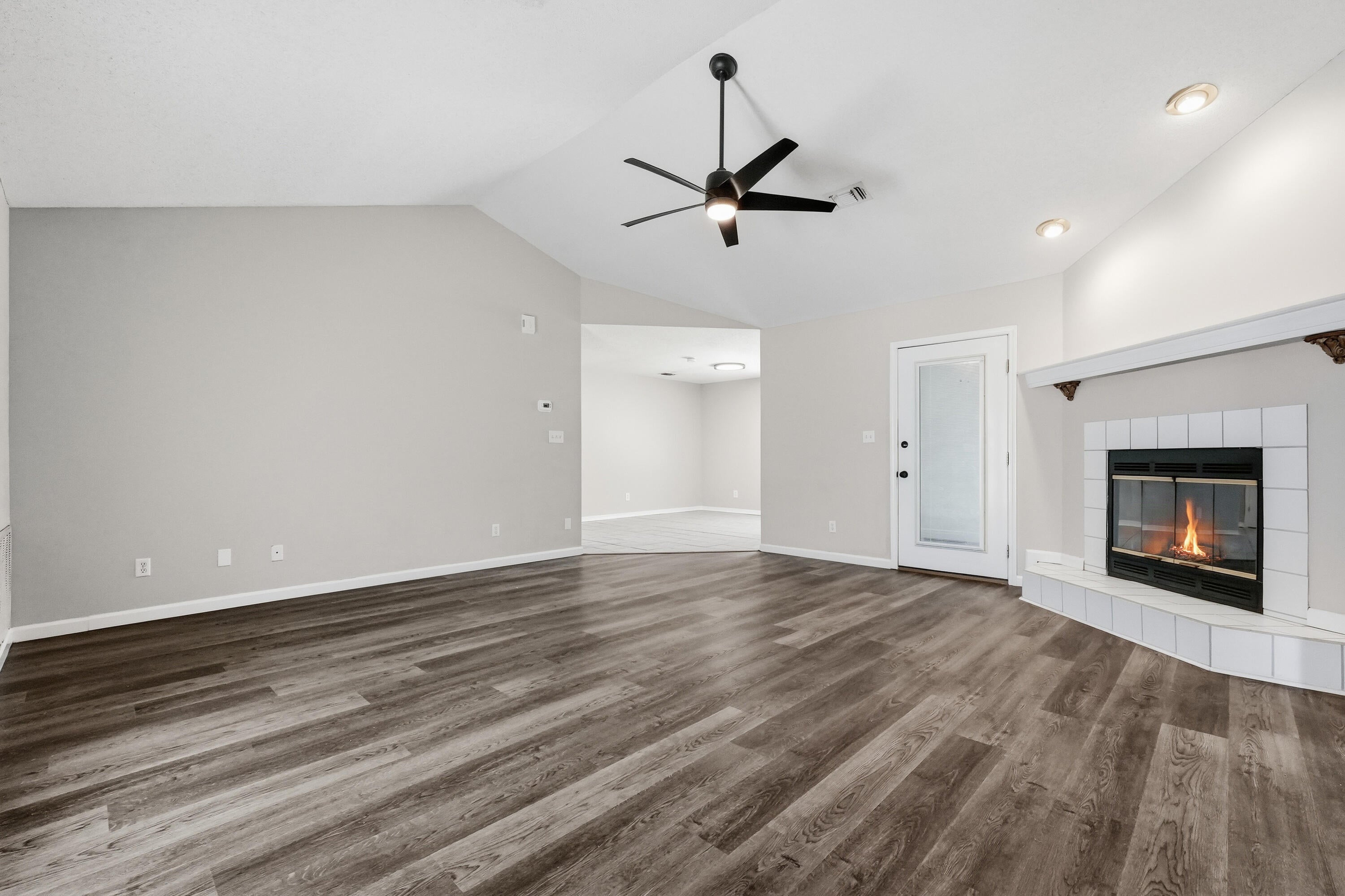 CEDAR BEACH - Residential Lease