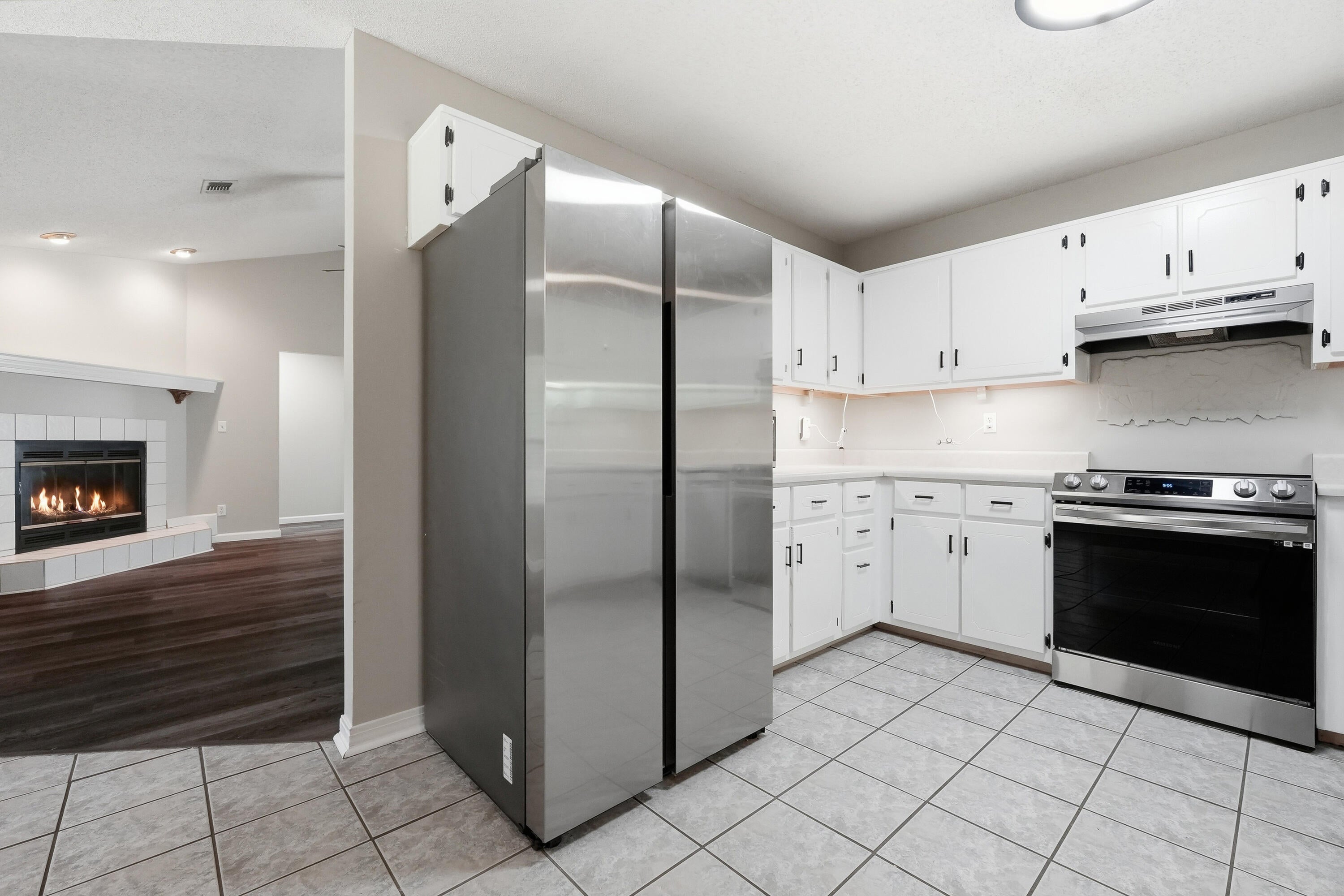 CEDAR BEACH - Residential Lease