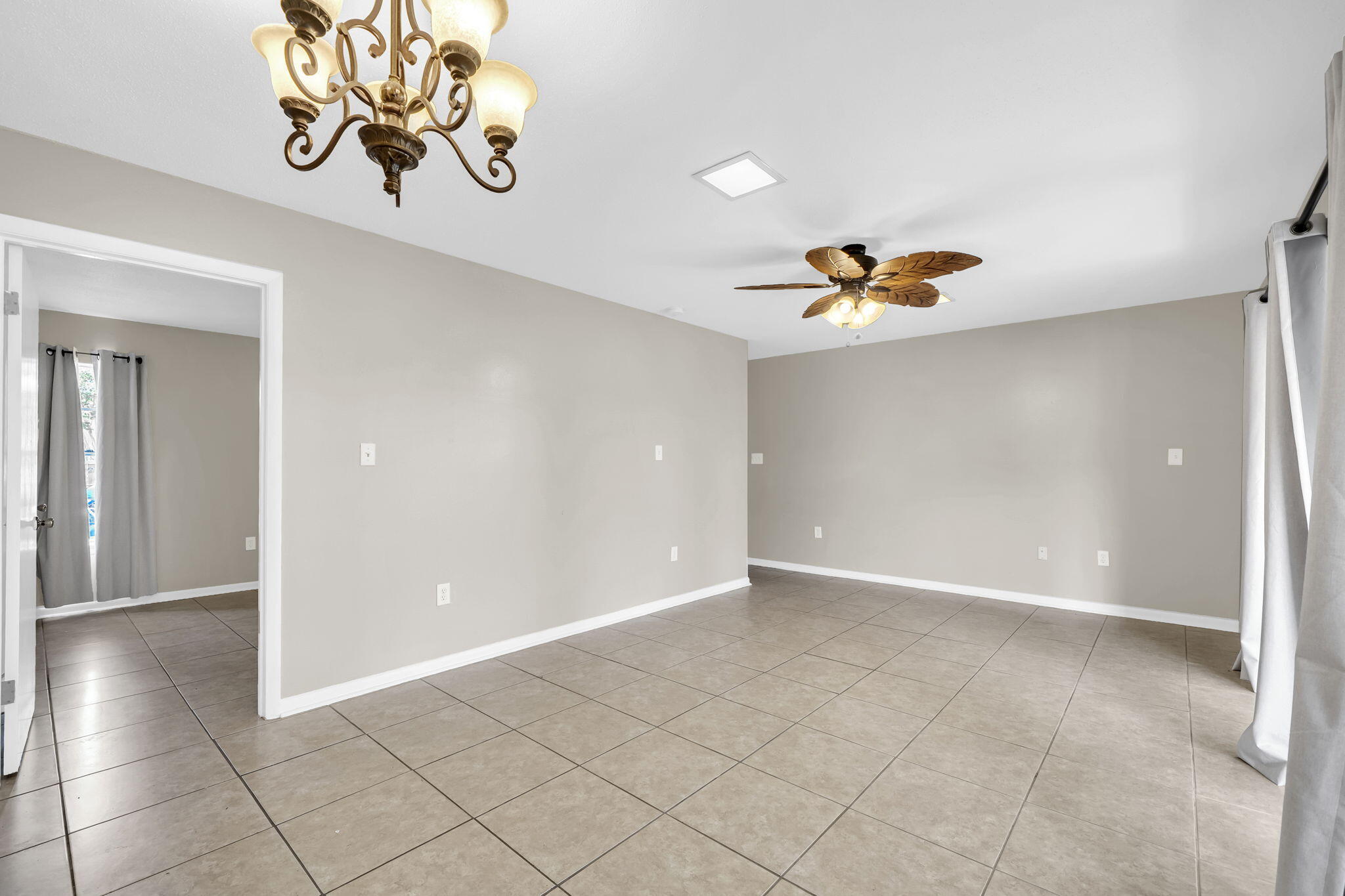 SPANISH VILLAS CONDO - Residential