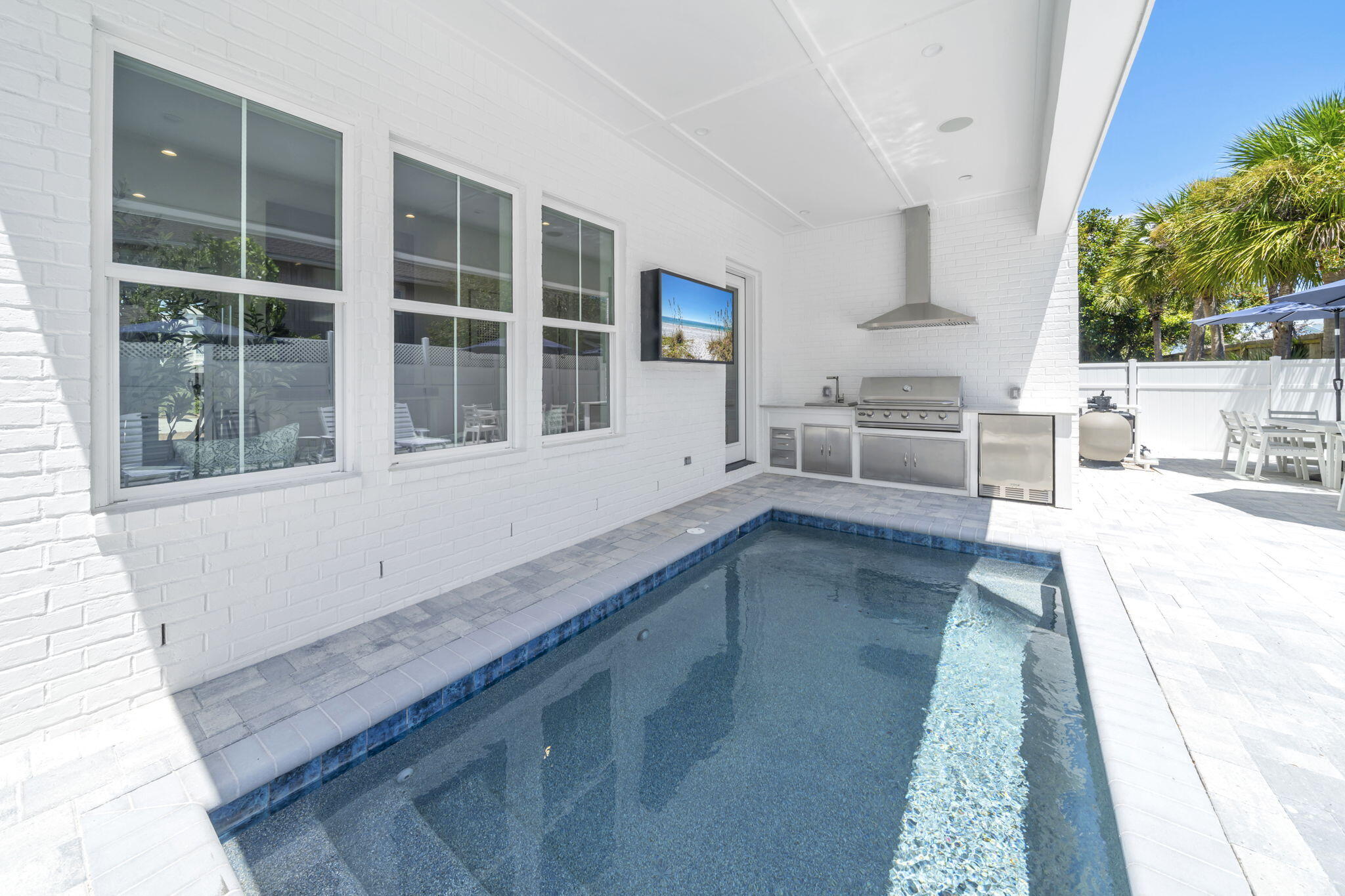 FRANGISTA BEACH 2ND ADDN - Residential