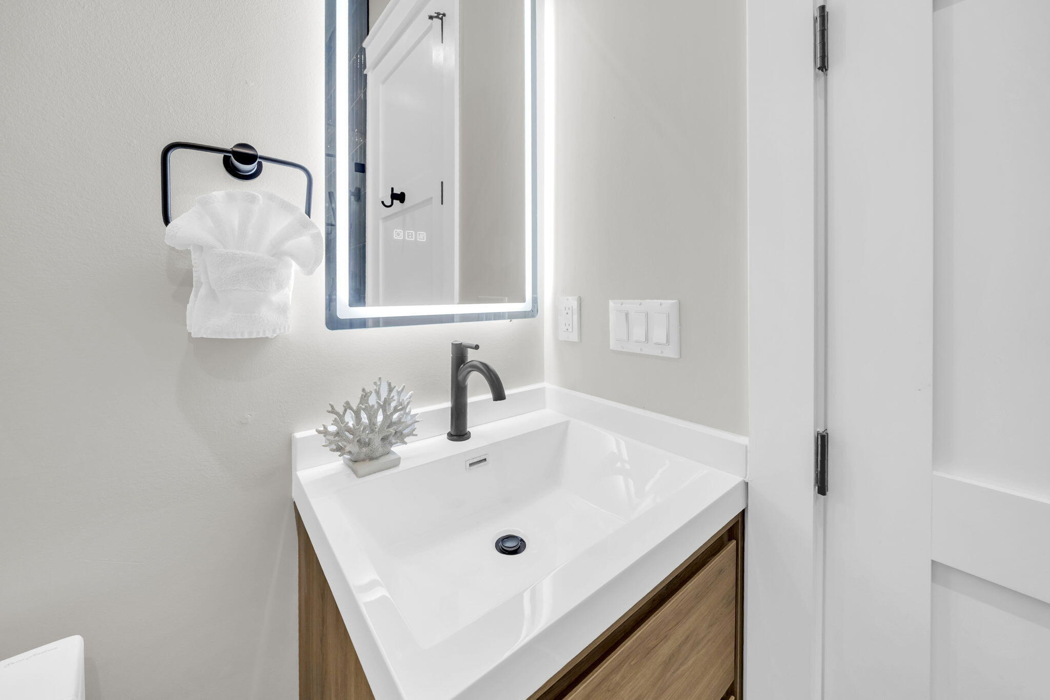 FRANGISTA BEACH 2ND ADDN - Residential