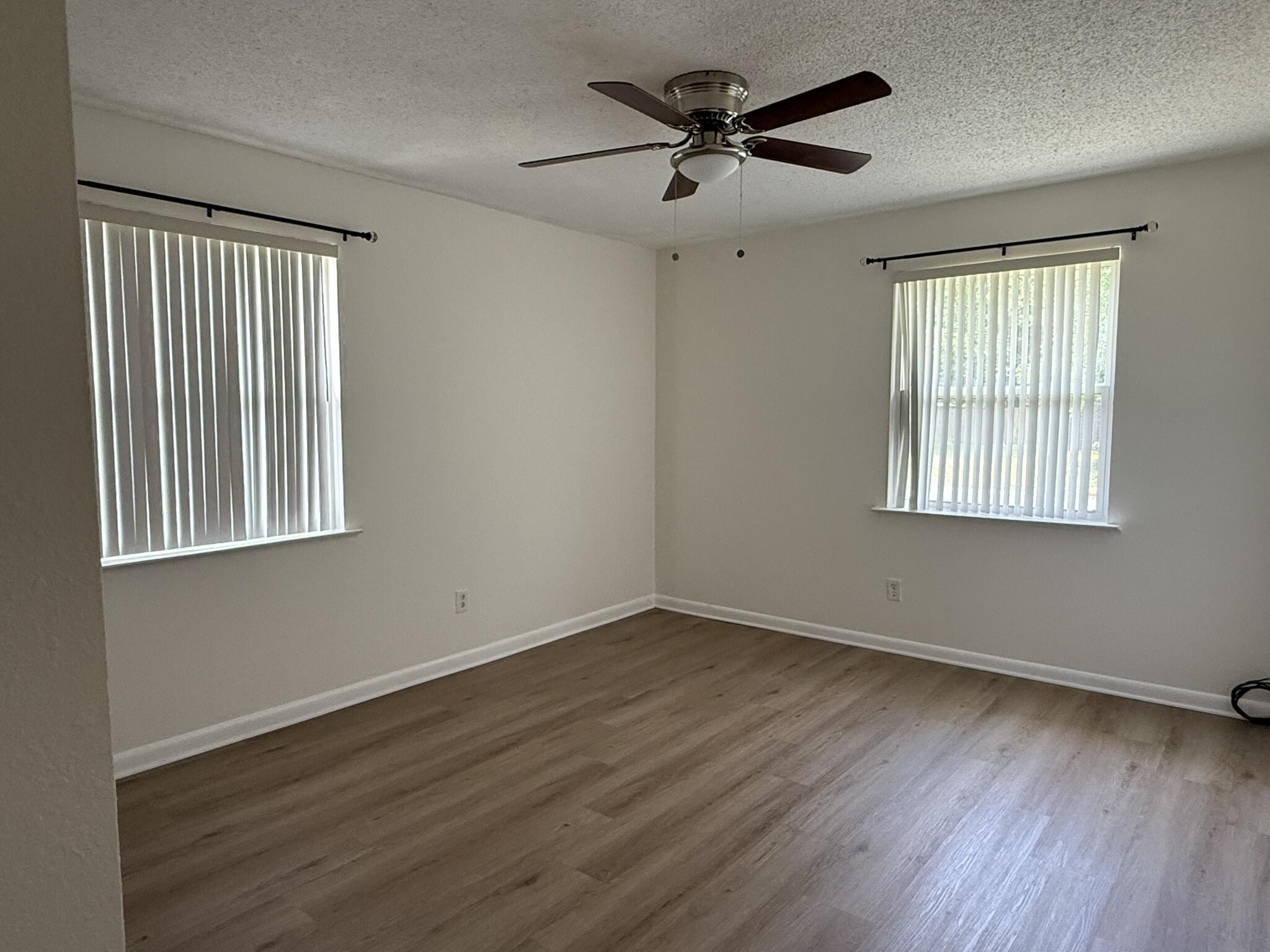 PALM ESTATES UNIT 2 - Residential Lease
