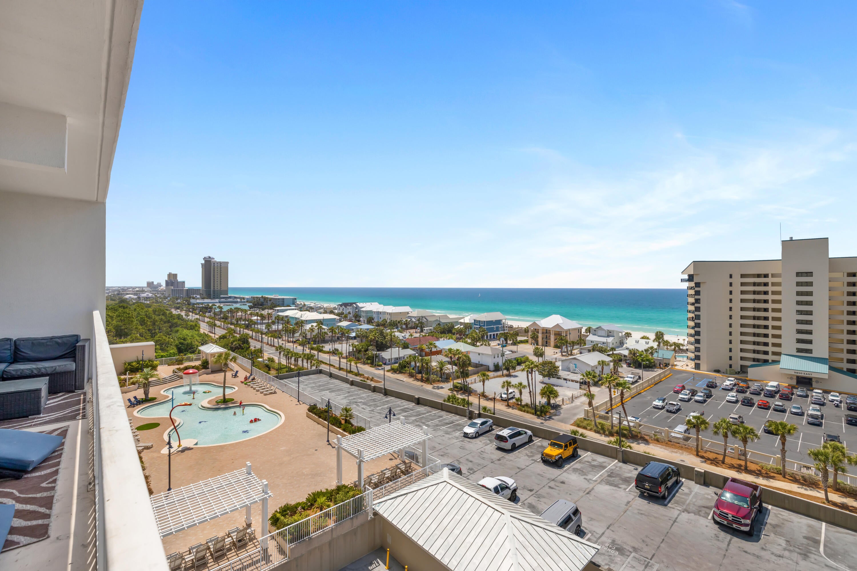 LAKETOWN WHARF - Residential