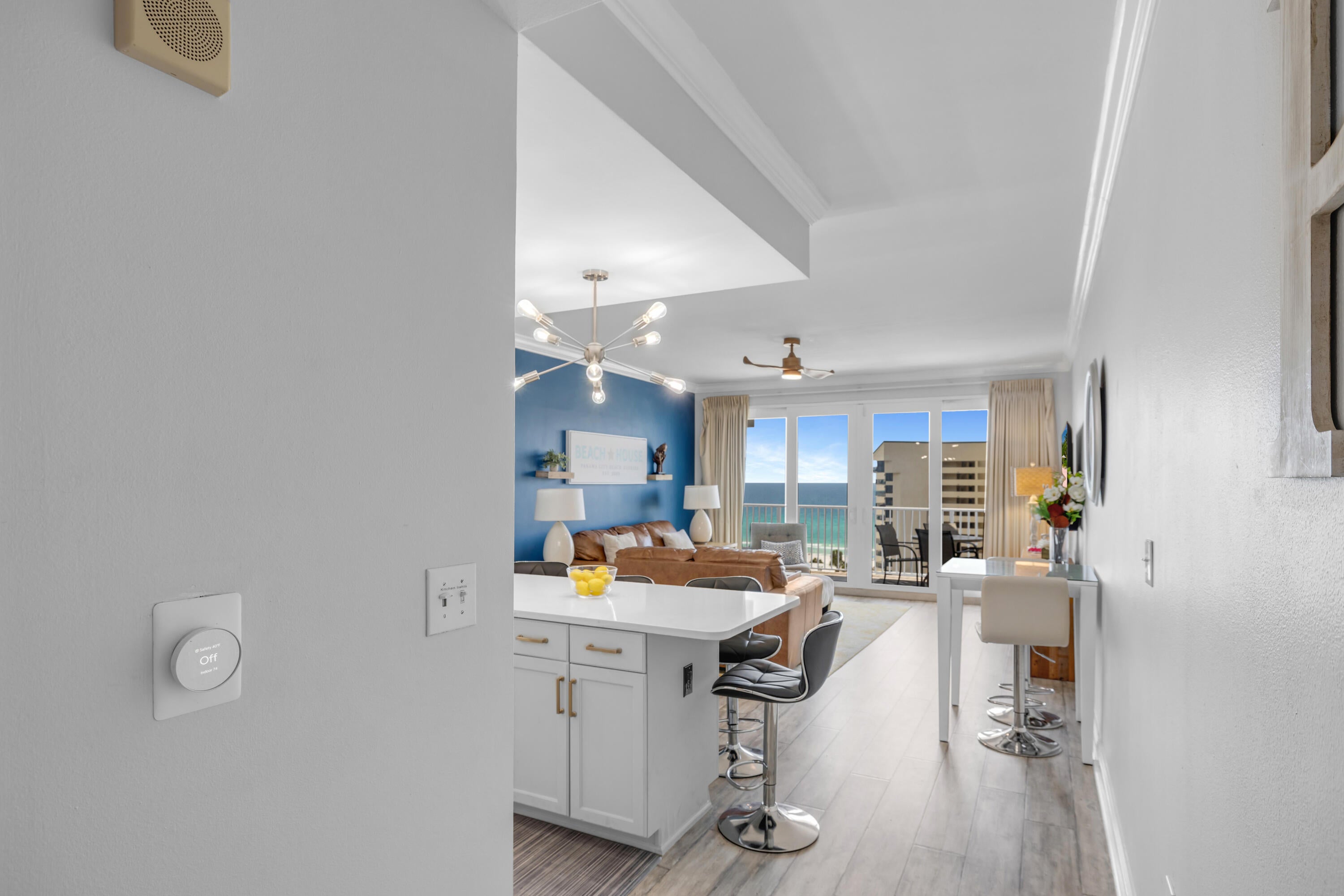 LAKETOWN WHARF - Residential