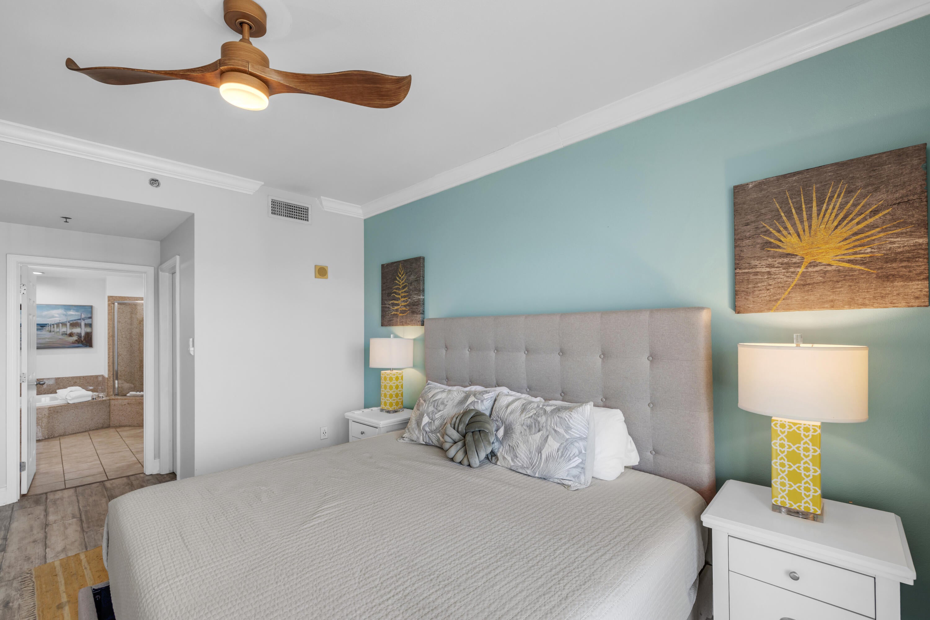 LAKETOWN WHARF - Residential