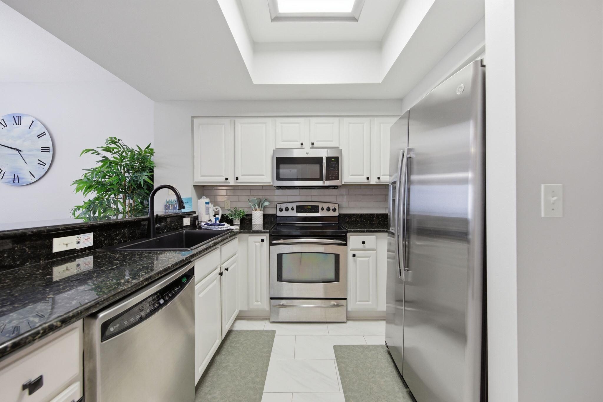 ARIEL DUNES II - Residential