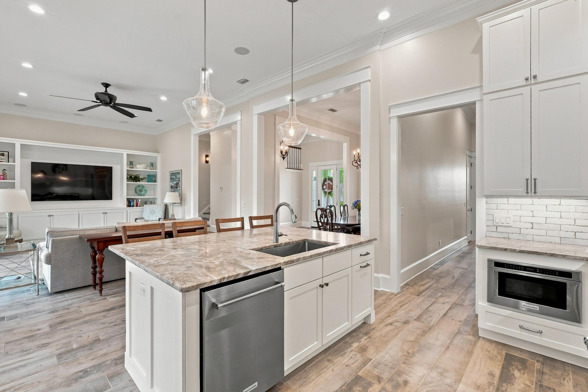 GULF VISTA - Residential